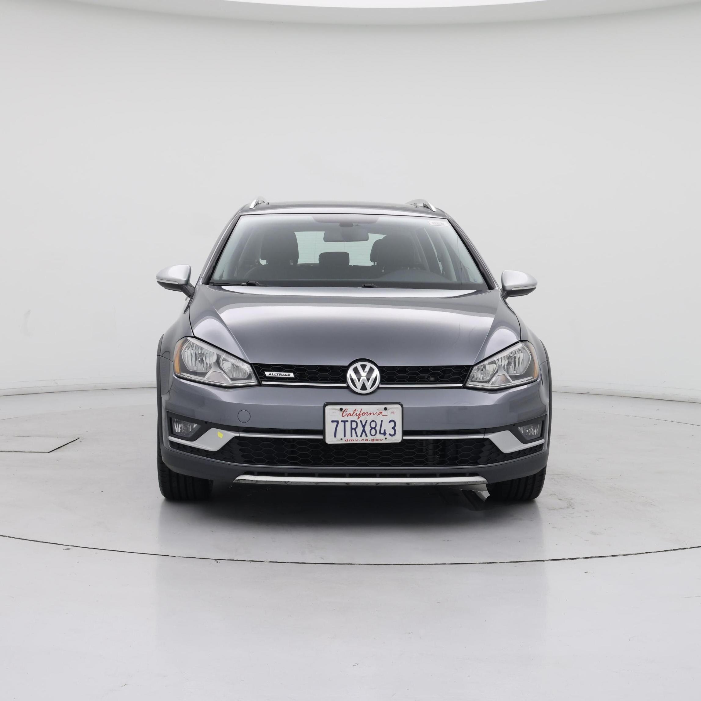 Thumbnail: 2017 Volkswagen Golf - 5
