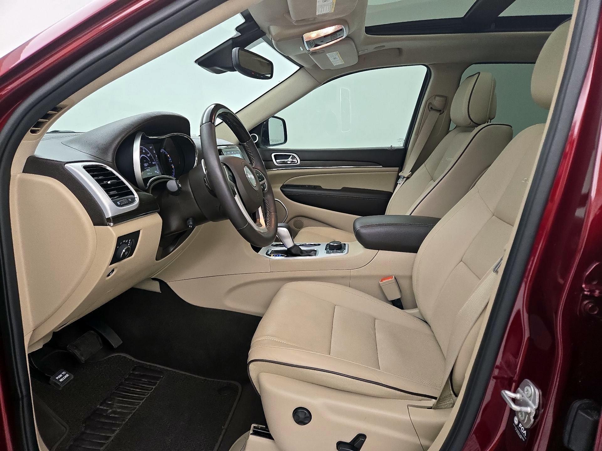 Thumbnail: 2021 Jeep Grand Cherokee - 9