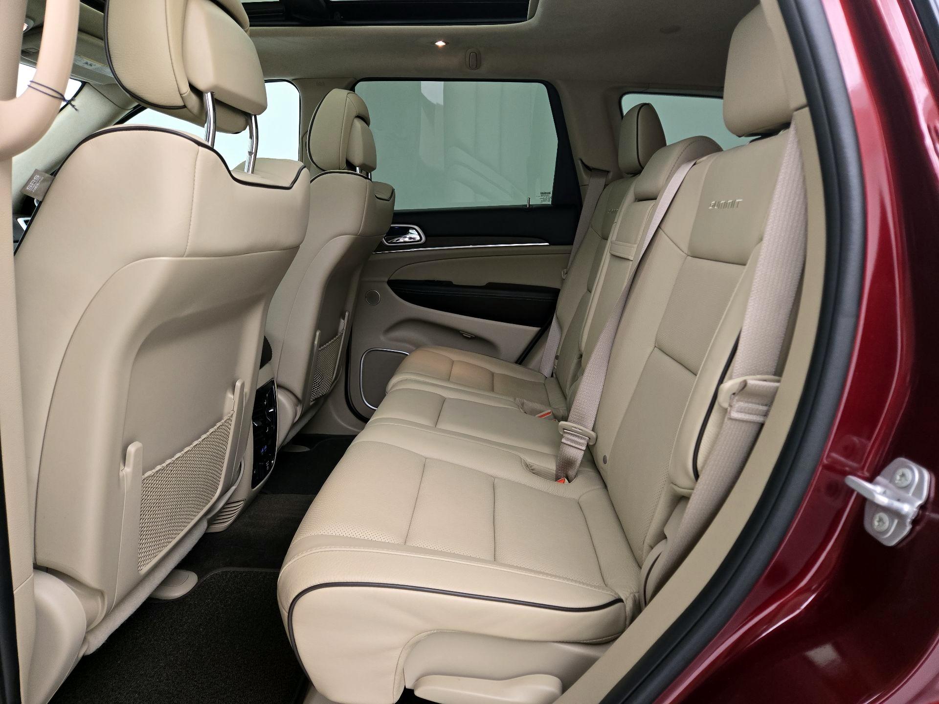 Thumbnail: 2021 Jeep Grand Cherokee - 19