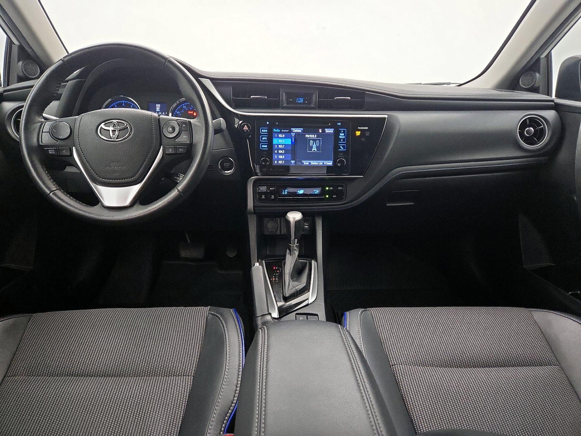 Thumbnail: 2017 Toyota Corolla - 9