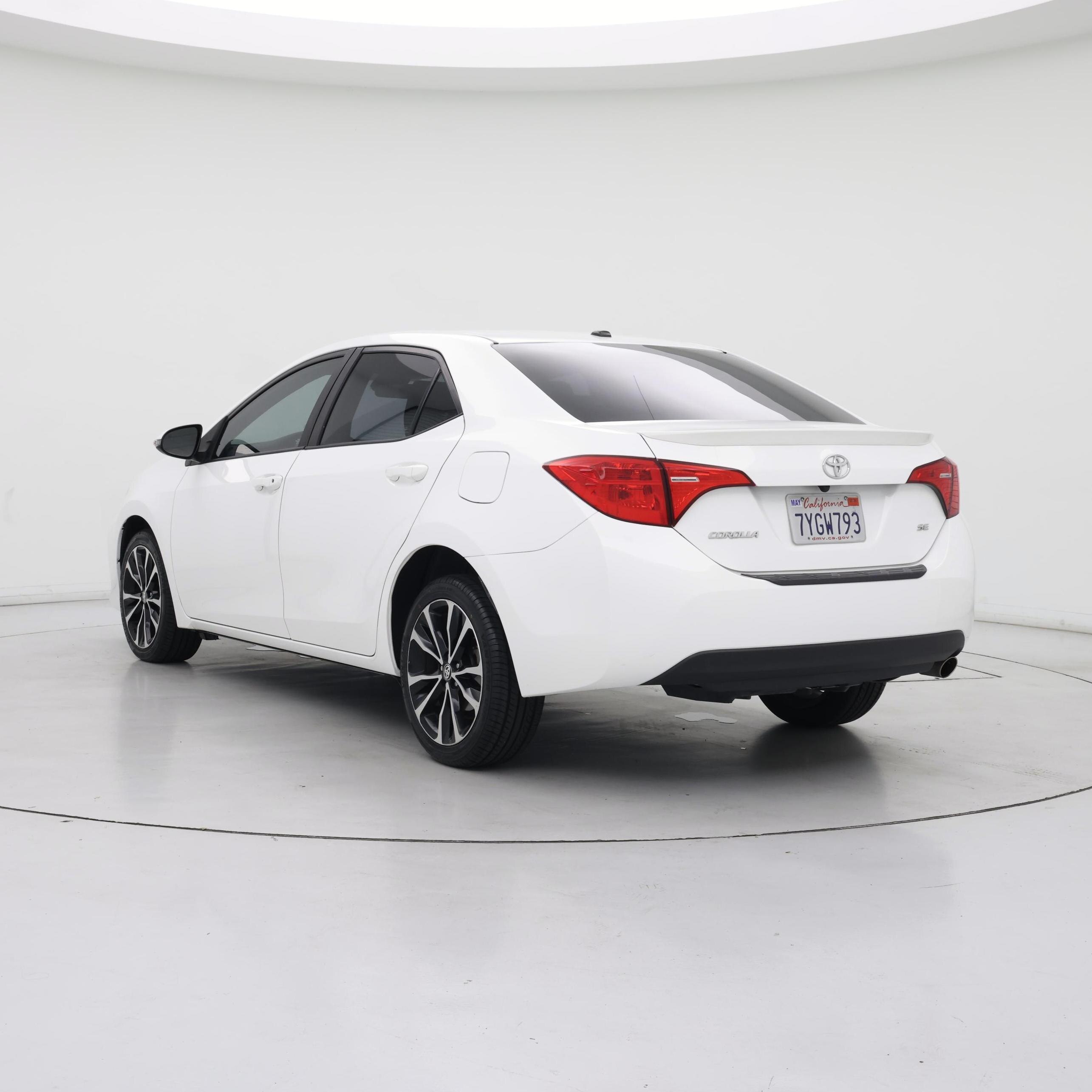 Thumbnail: 2017 Toyota Corolla - 2