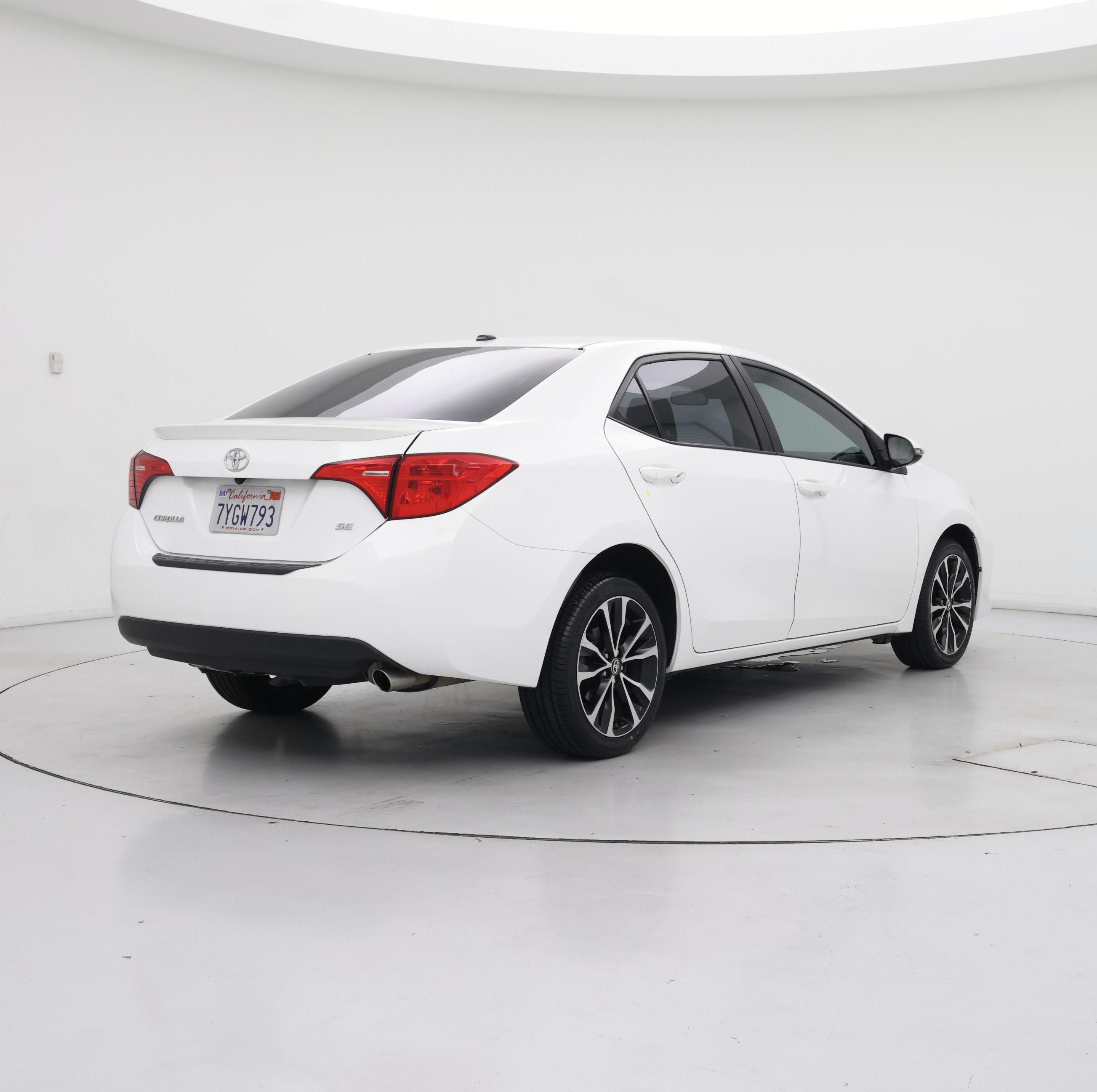 Thumbnail: 2017 Toyota Corolla - 8