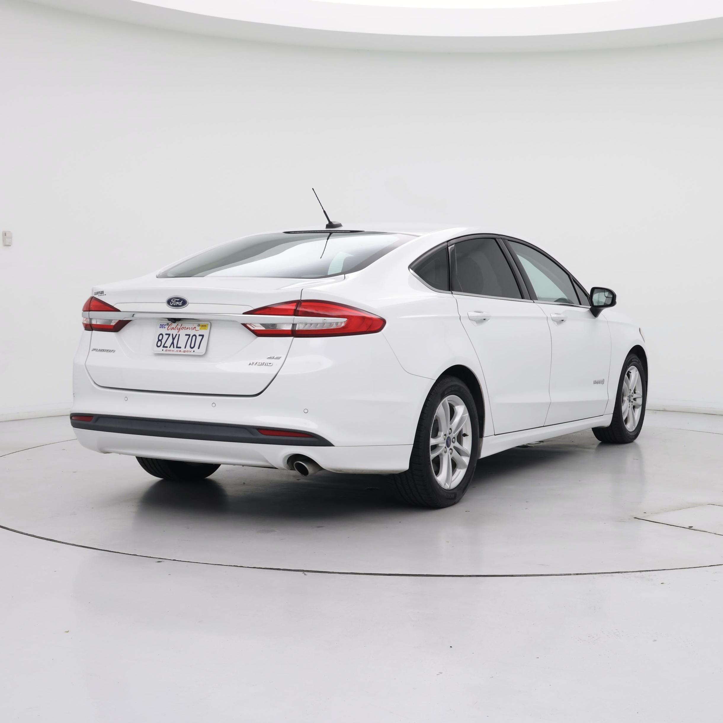 Thumbnail: 2018 Ford Fusion - 8