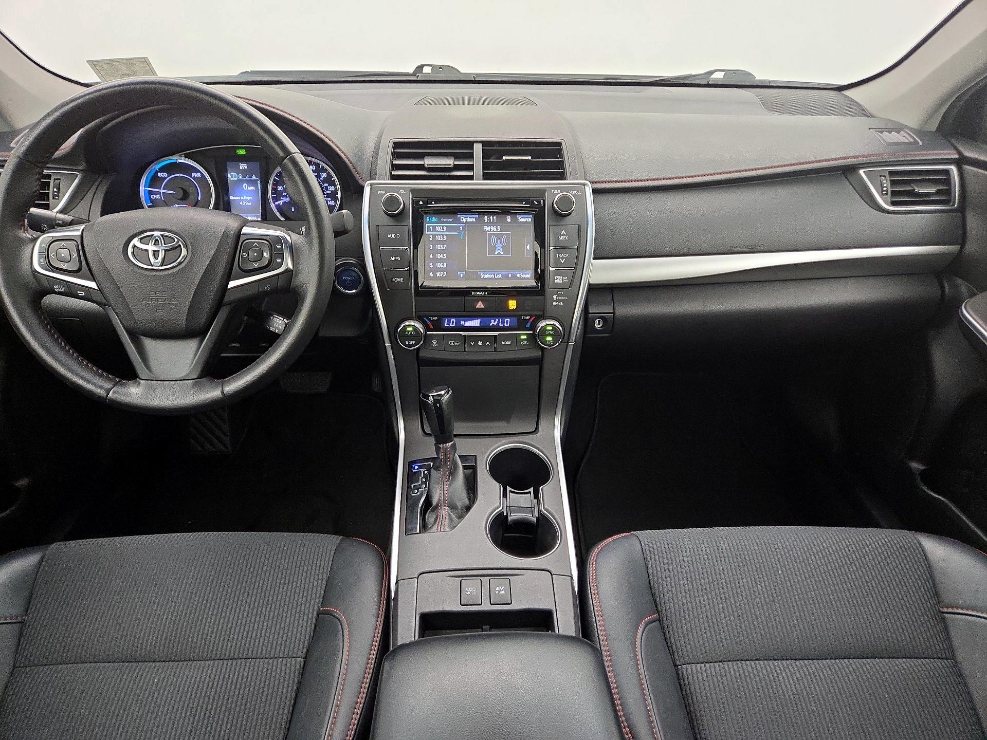 Thumbnail: 2017 Toyota Camry - 9