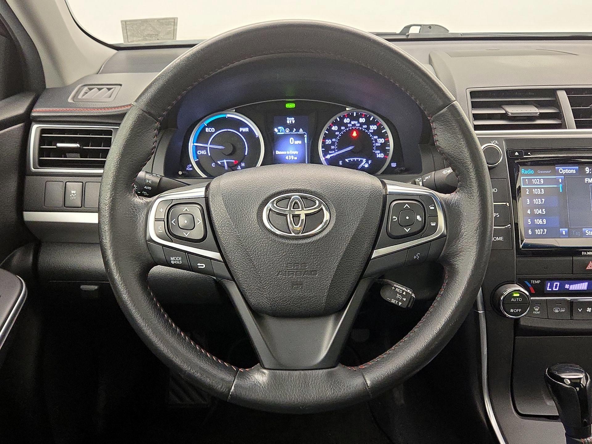 Thumbnail: 2017 Toyota Camry - 10