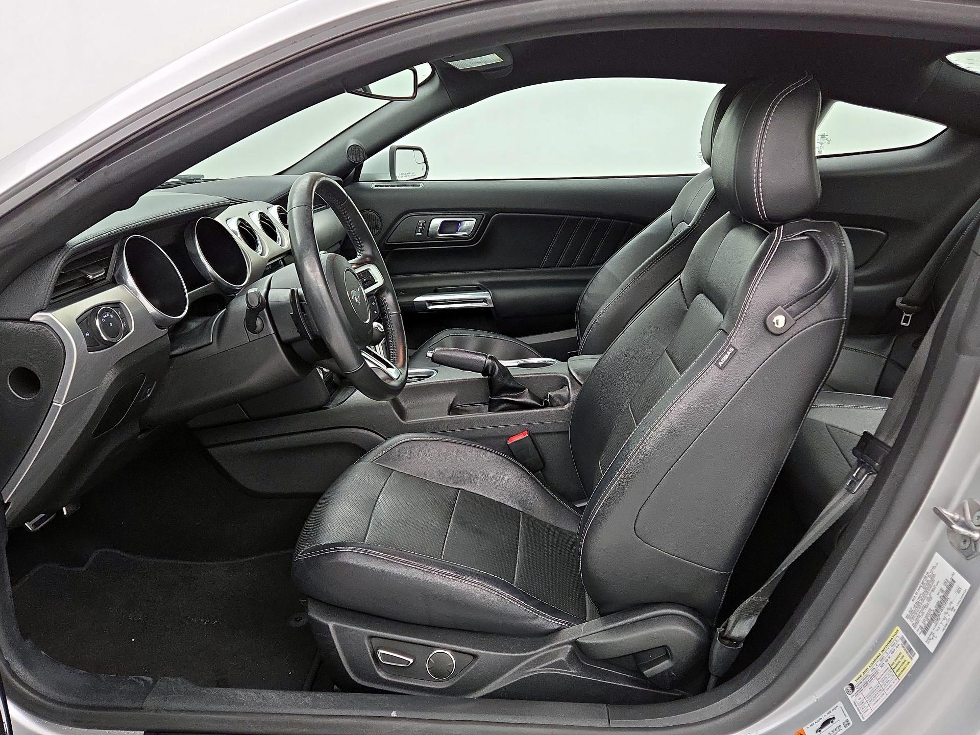 Thumbnail: 2019 Ford Mustang - 11
