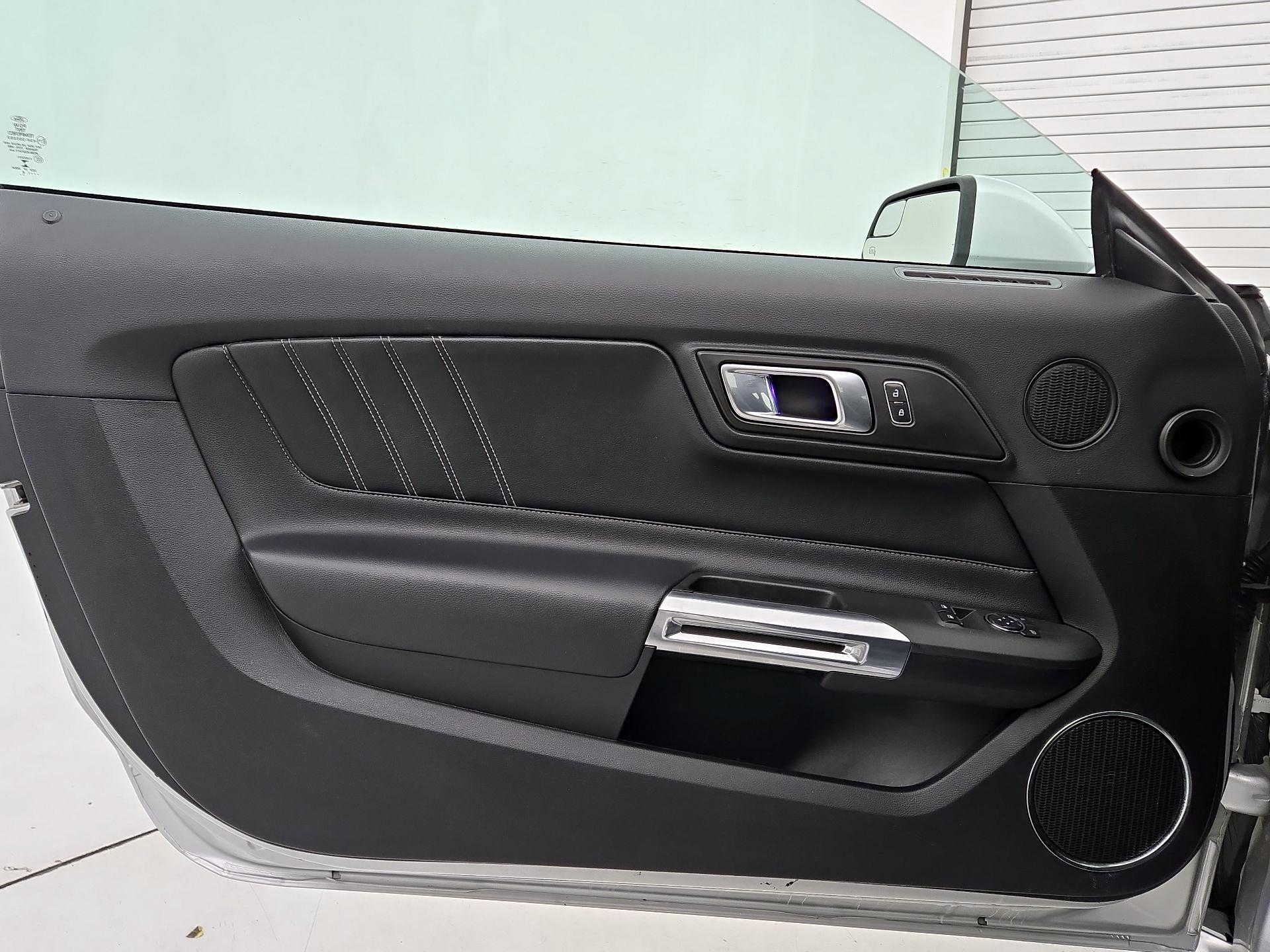 Thumbnail: 2019 Ford Mustang - 12