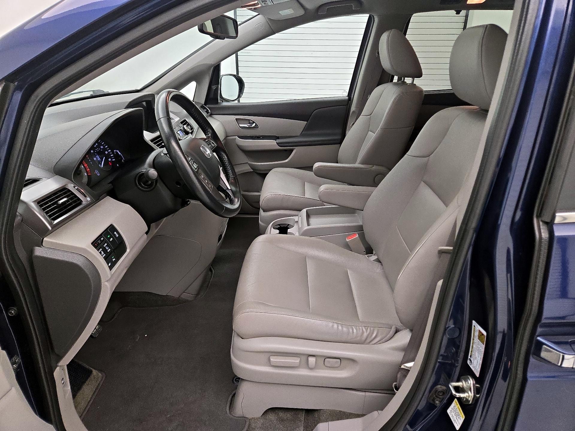 Thumbnail: 2015 Honda Odyssey - 11