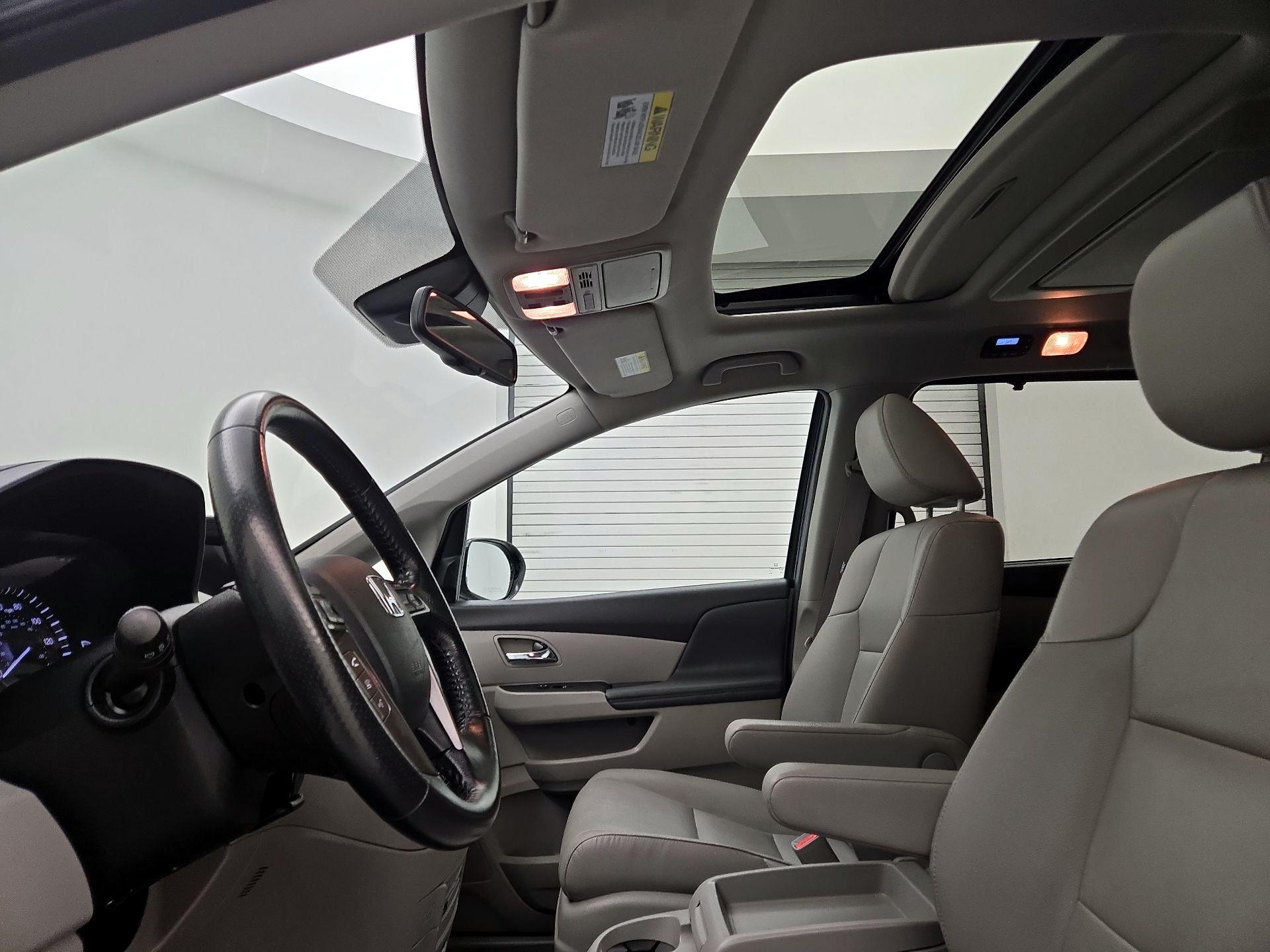 Thumbnail: 2015 Honda Odyssey - 20