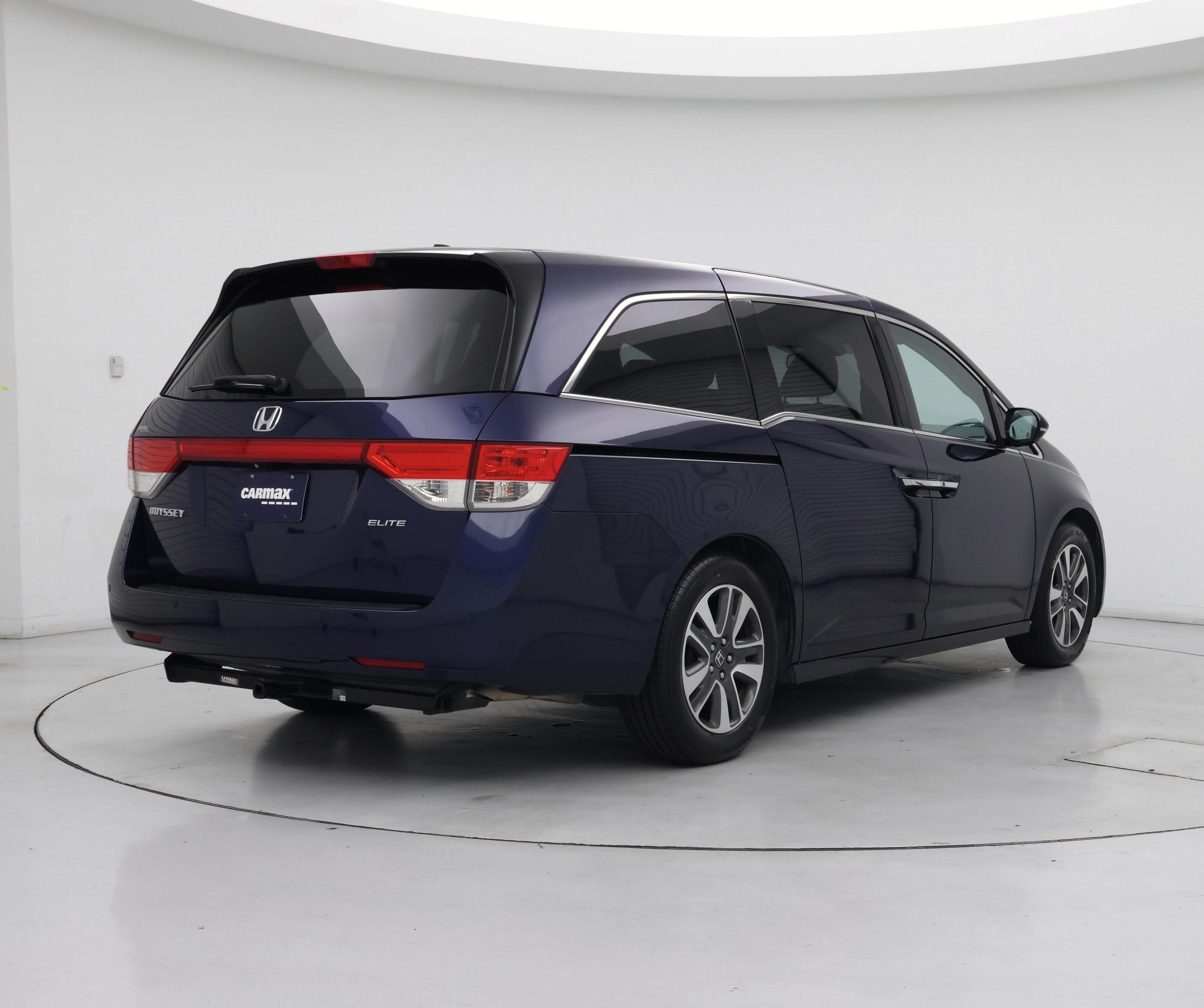 Thumbnail: 2015 Honda Odyssey - 8