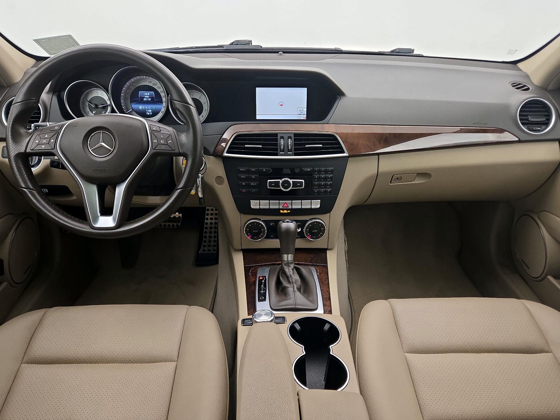 Thumbnail: 2014 Mercedes-Benz C-Class - 9