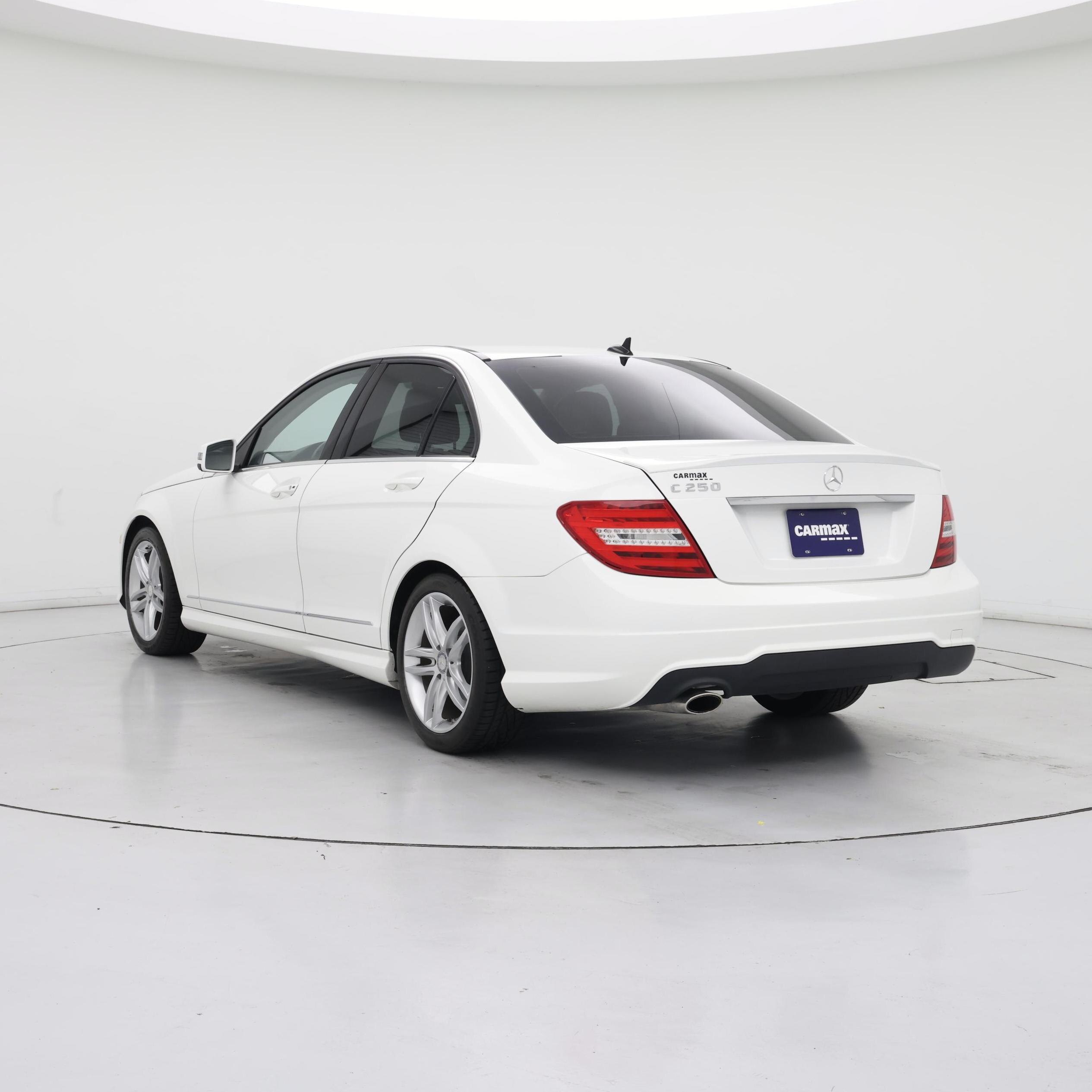 Thumbnail: 2014 Mercedes-Benz C-Class - 2
