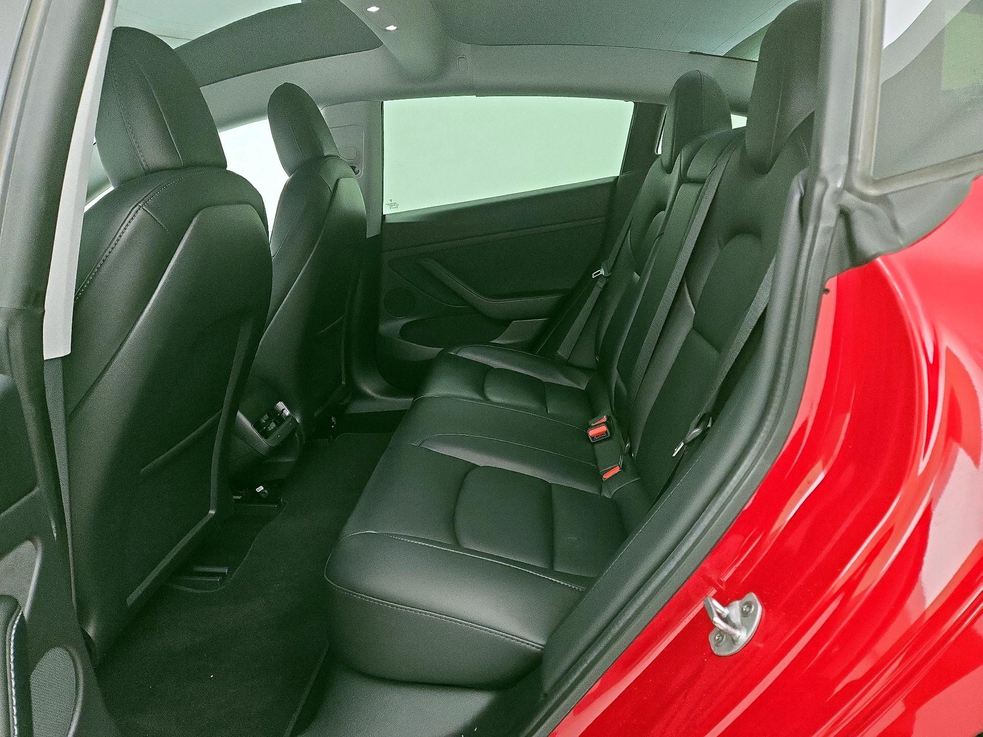 Thumbnail: 2021 Tesla Model 3 - 18