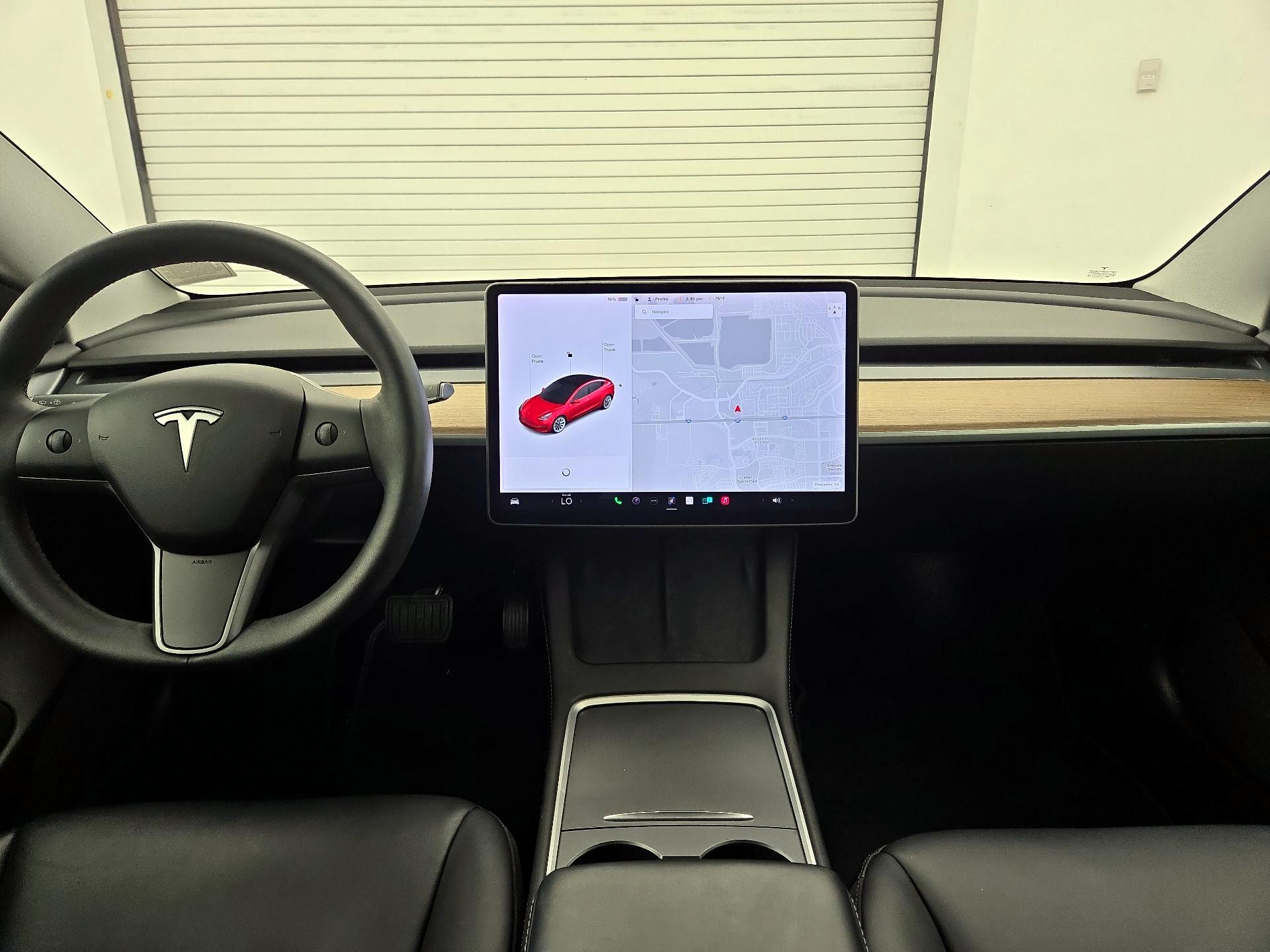 Thumbnail: 2021 Tesla Model 3 - 8