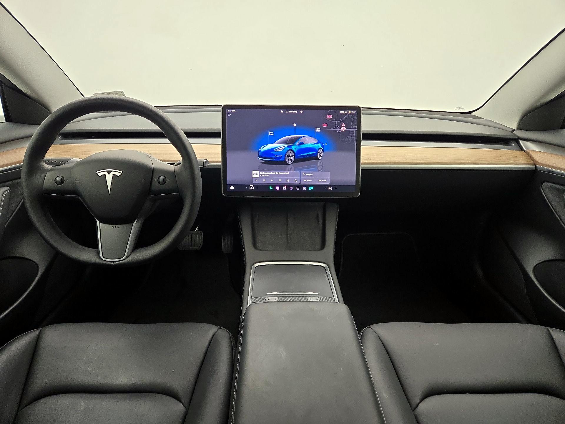 Thumbnail: 2023 Tesla Model 3 - 9