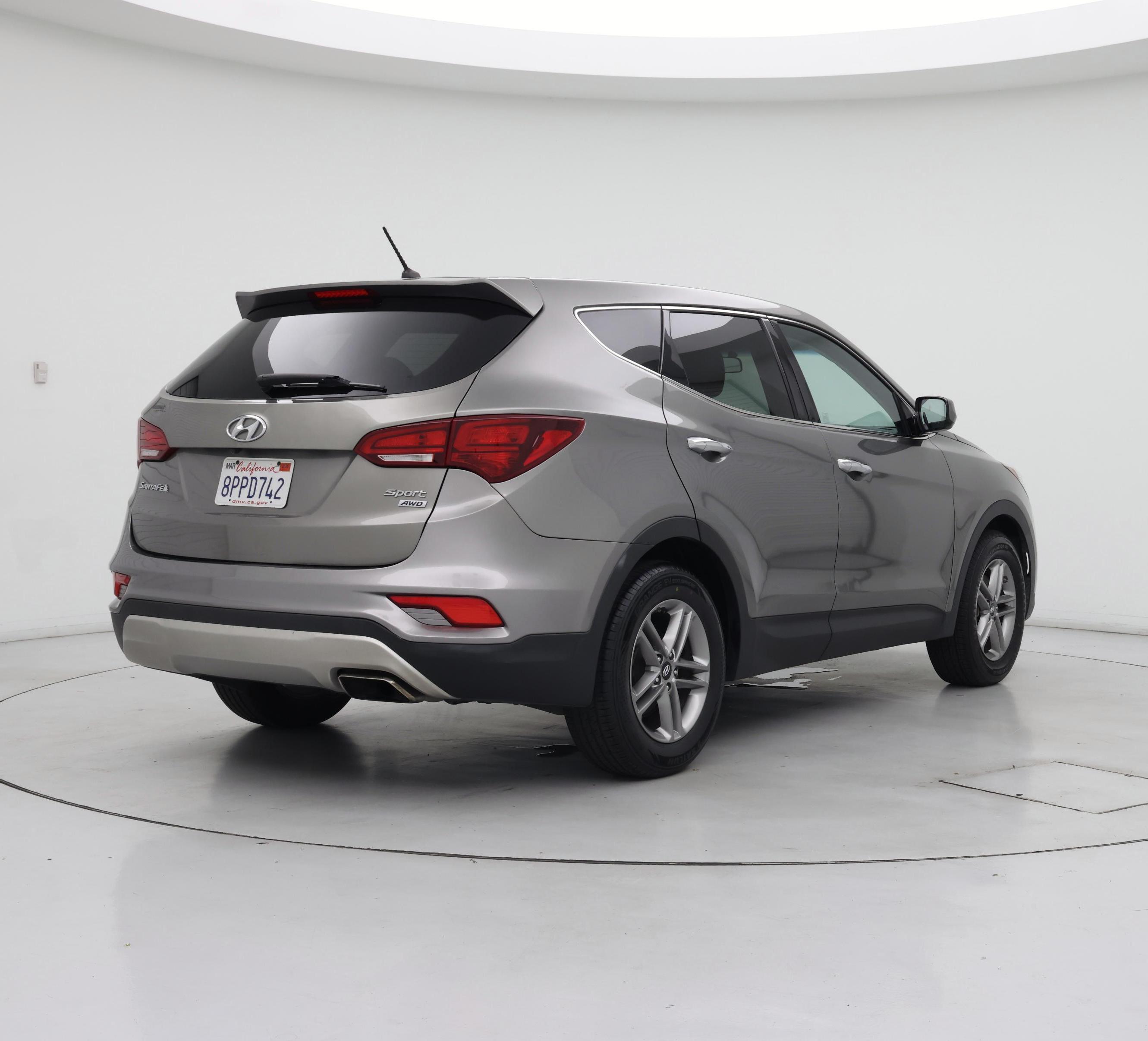 Thumbnail: 2018 Hyundai Santa Fe - 8