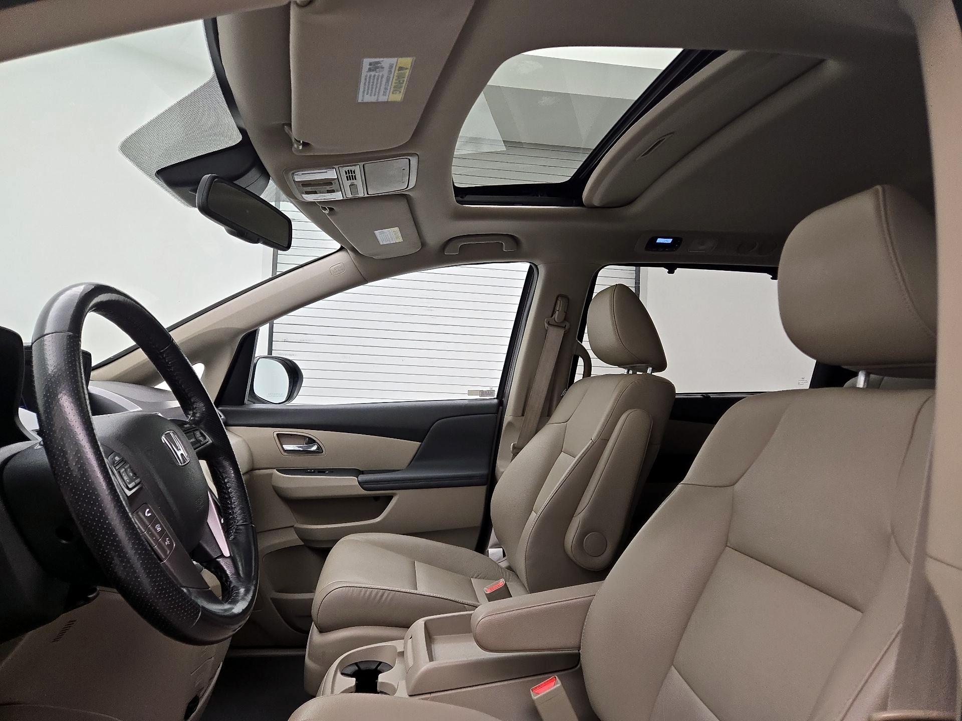 Thumbnail: 2014 Honda Odyssey - 19