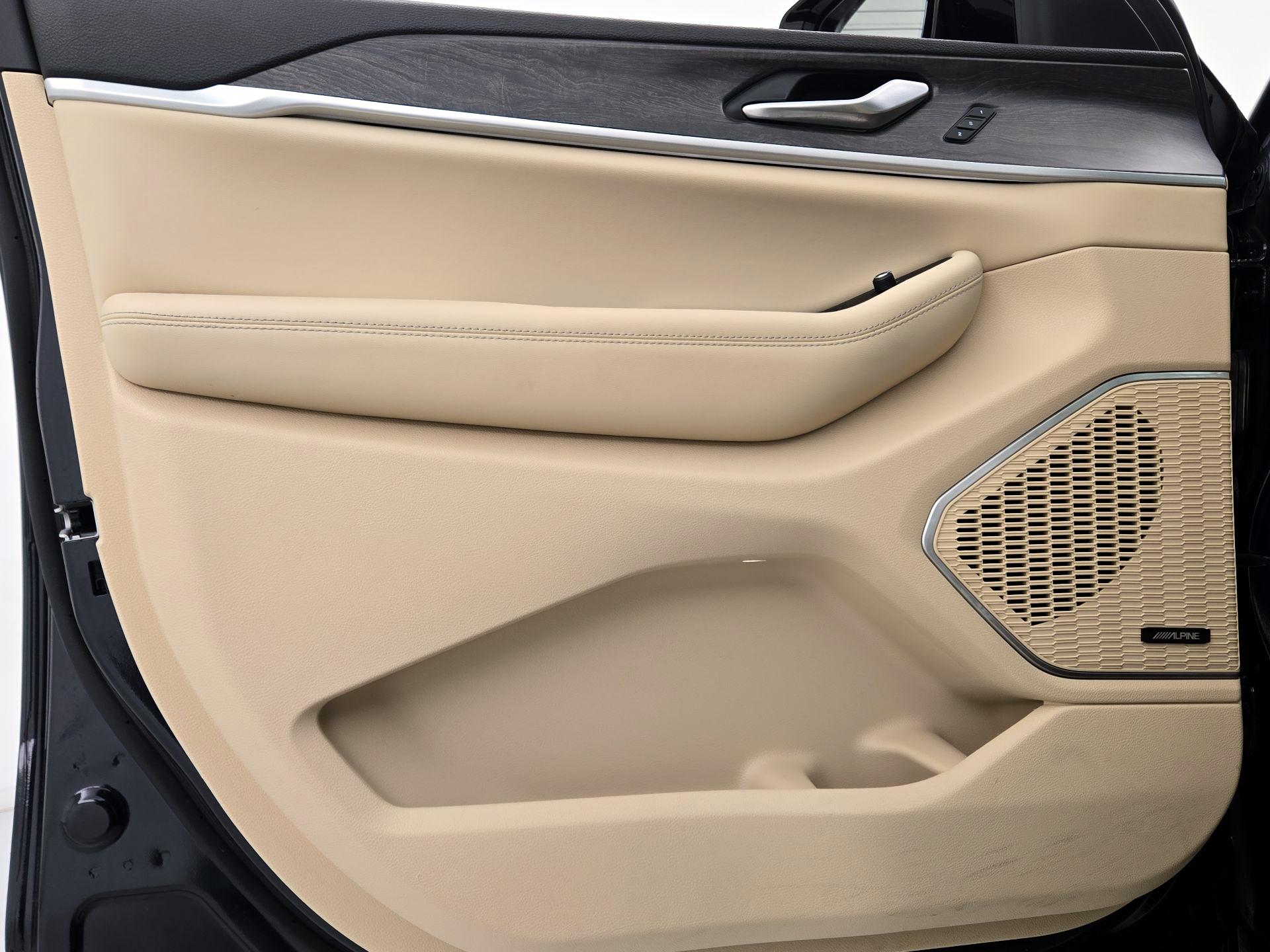 Thumbnail: 2023 Jeep Grand Cherokee - 12