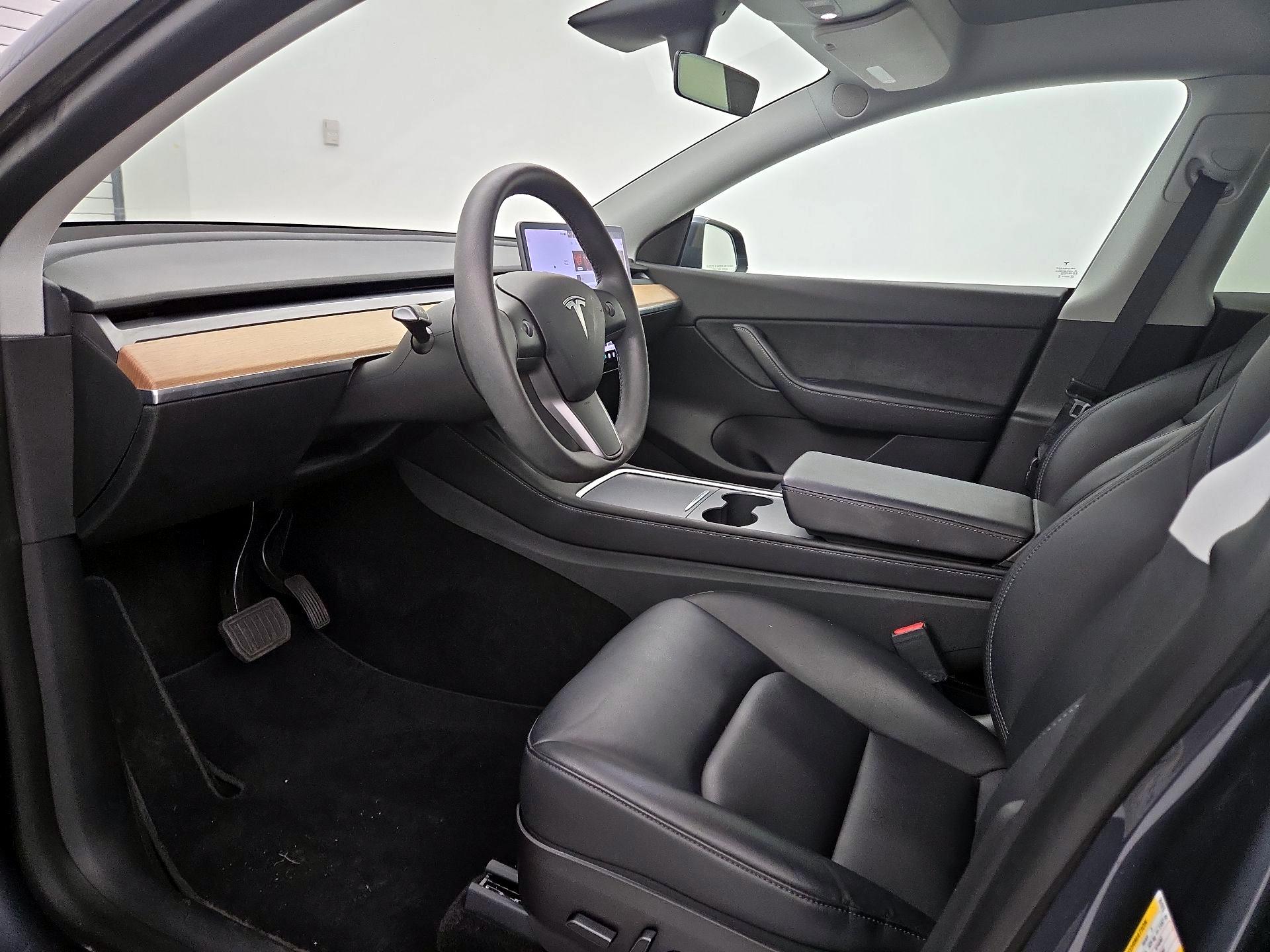 Thumbnail: 2022 Tesla Model Y - 9
