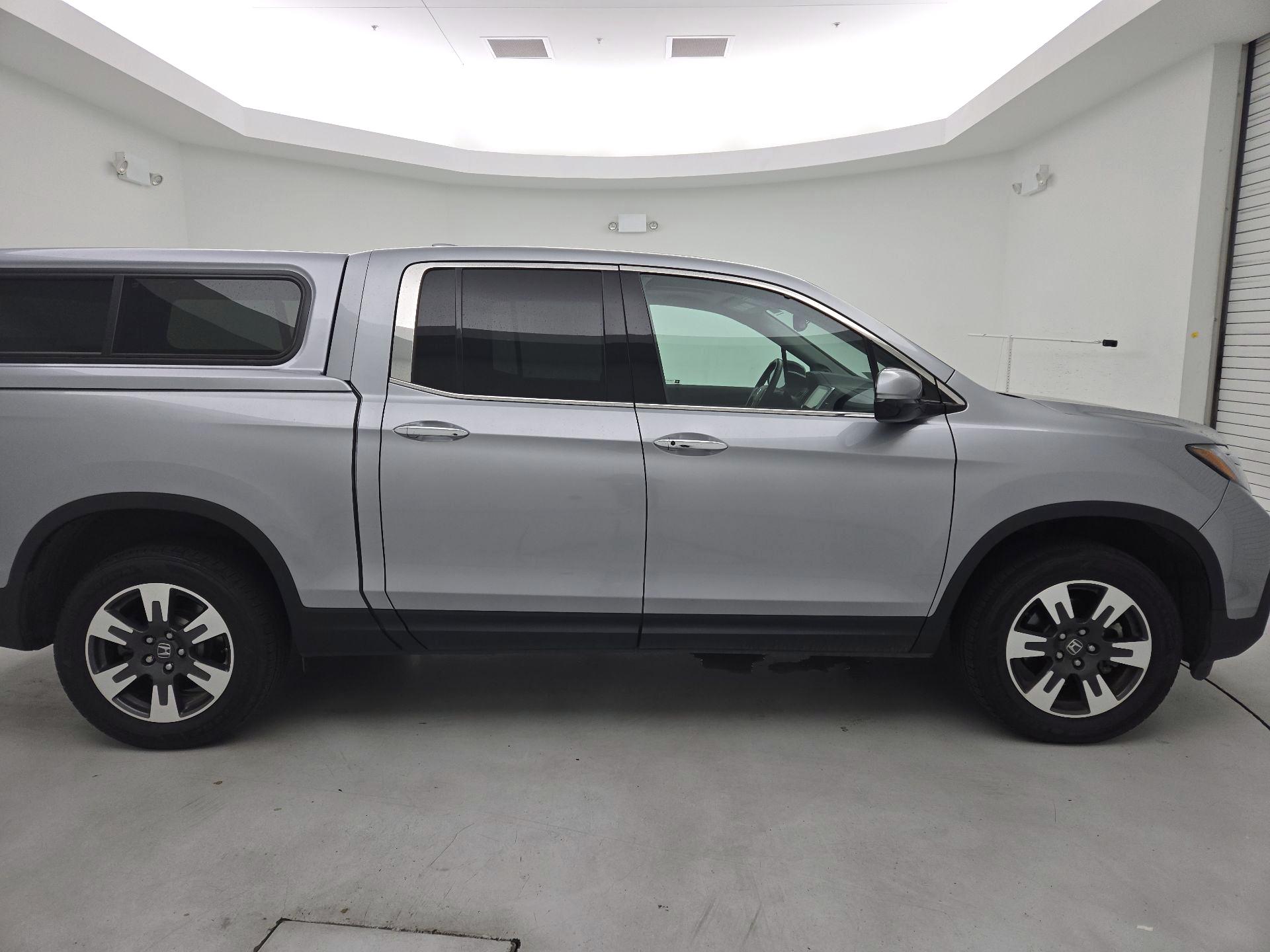 Thumbnail: 2017 Honda Ridgeline - 4