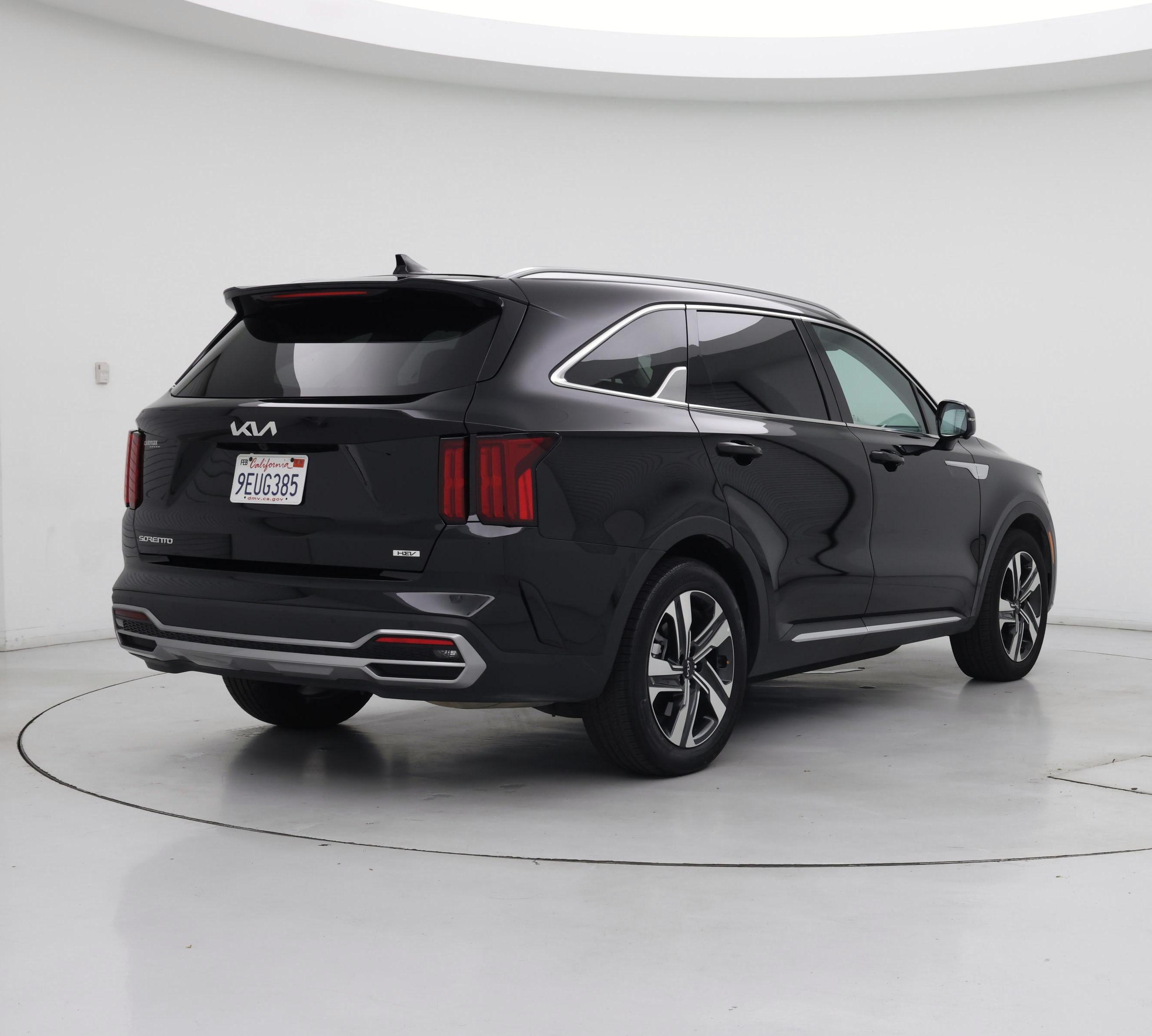 Thumbnail: 2023 Kia Sorento - 8