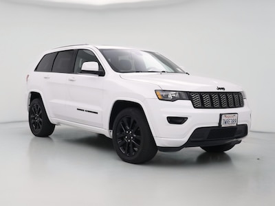 White 2017 Jeep Grand Cherokee Altitude
