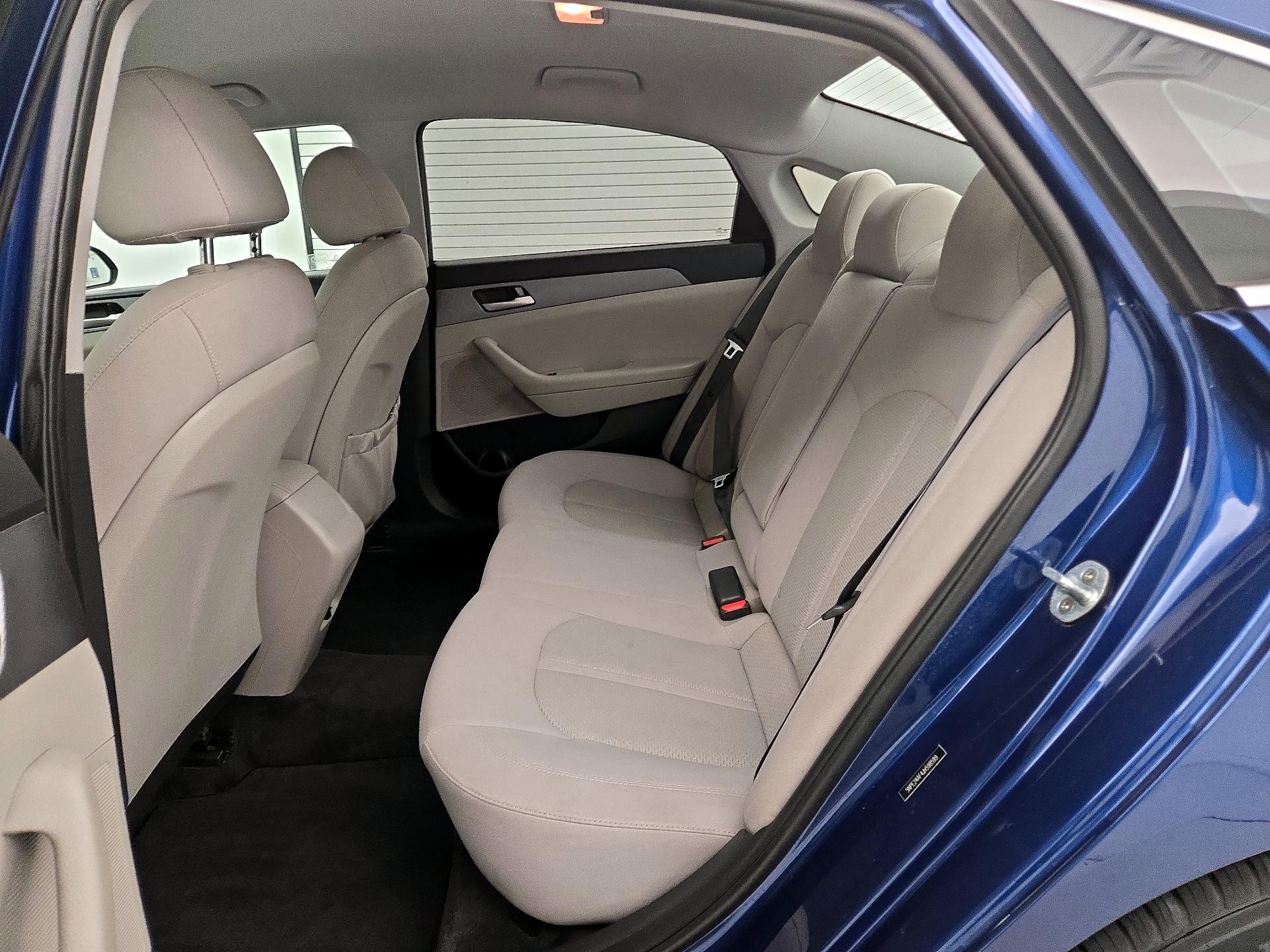 Thumbnail: 2018 Hyundai Sonata - 18