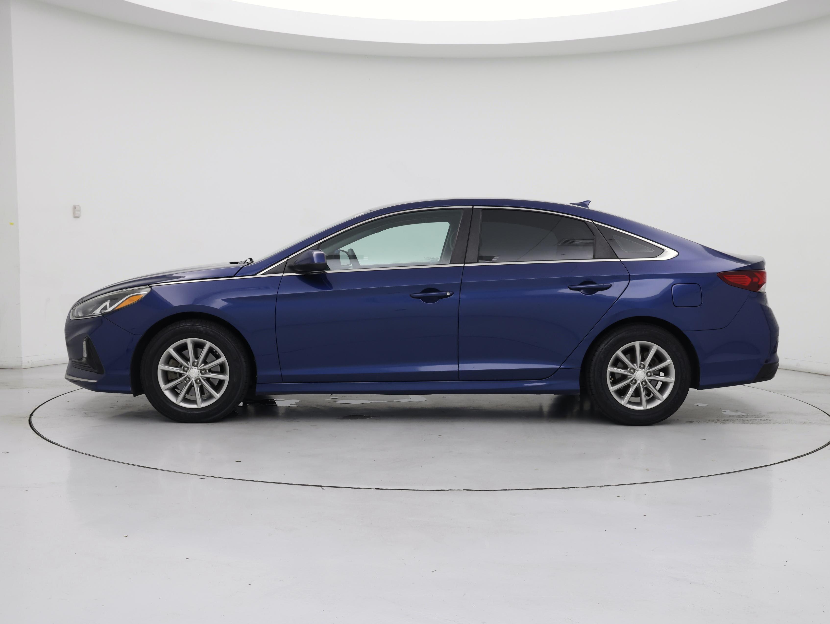 Thumbnail: 2018 Hyundai Sonata - 3