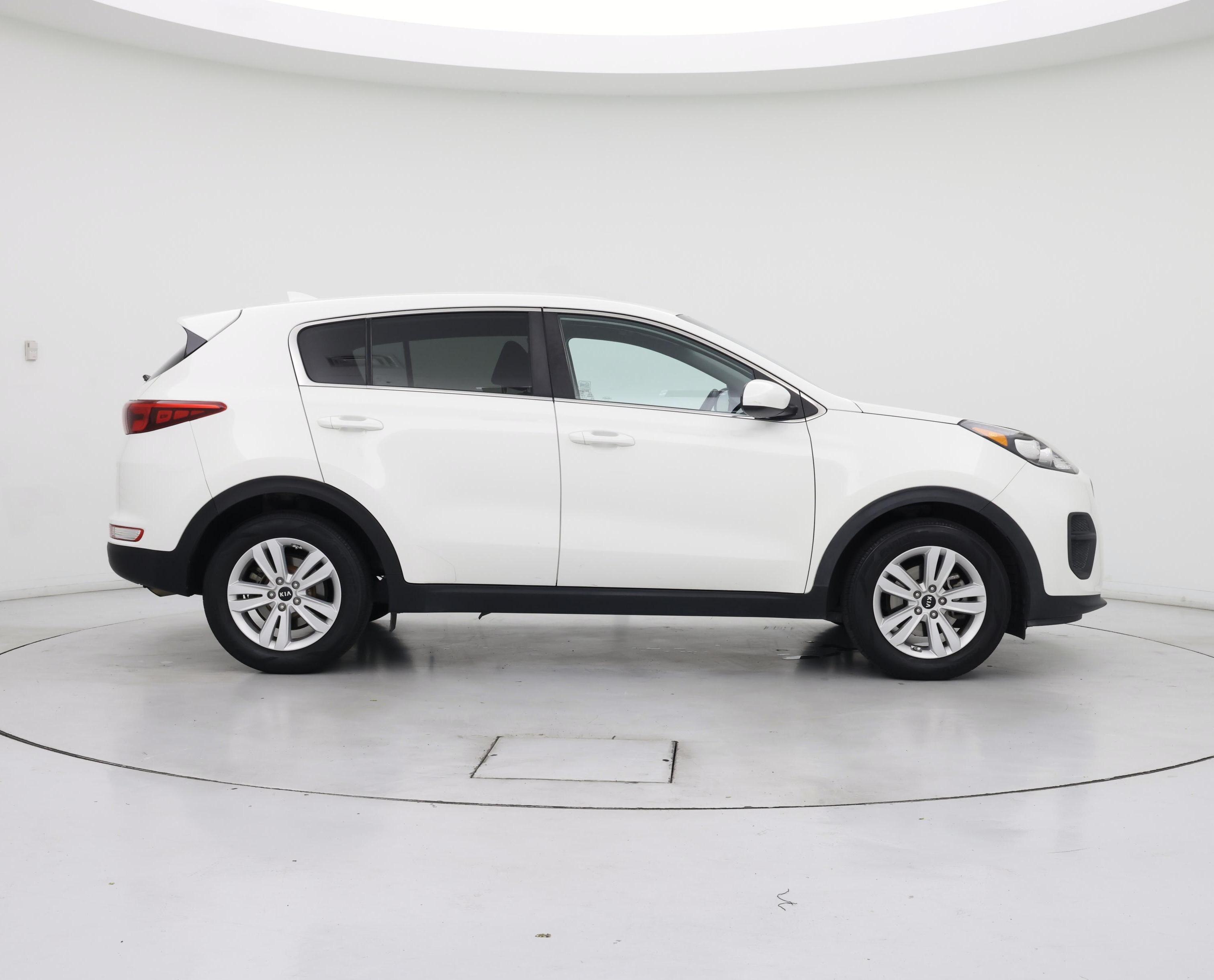 Thumbnail: 2019 Kia Sportage - 7