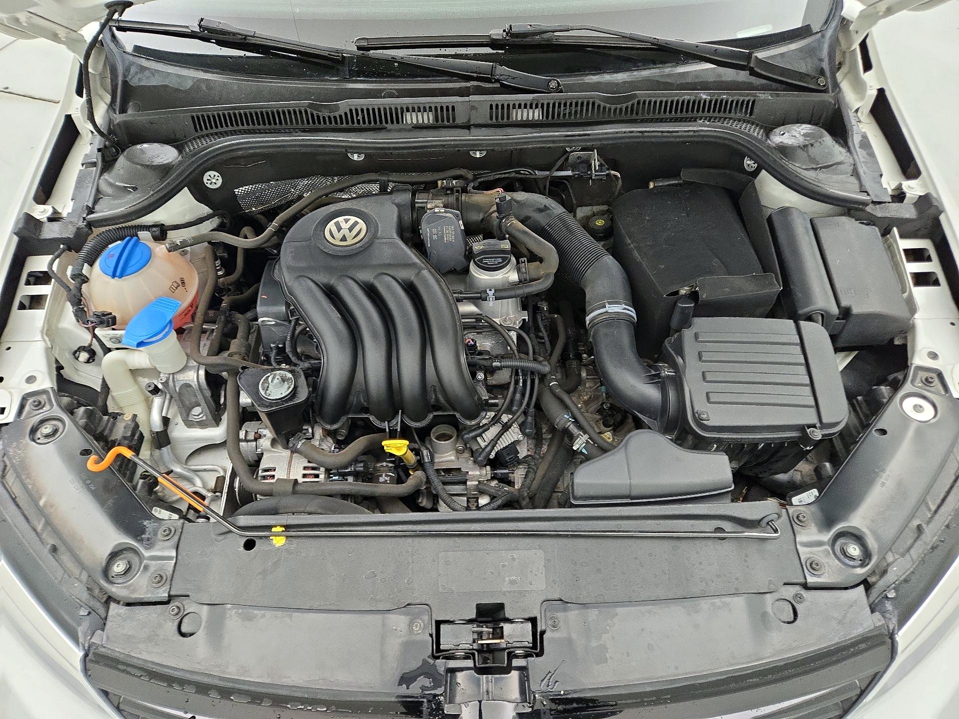 Thumbnail: 2014 Volkswagen Jetta - 19