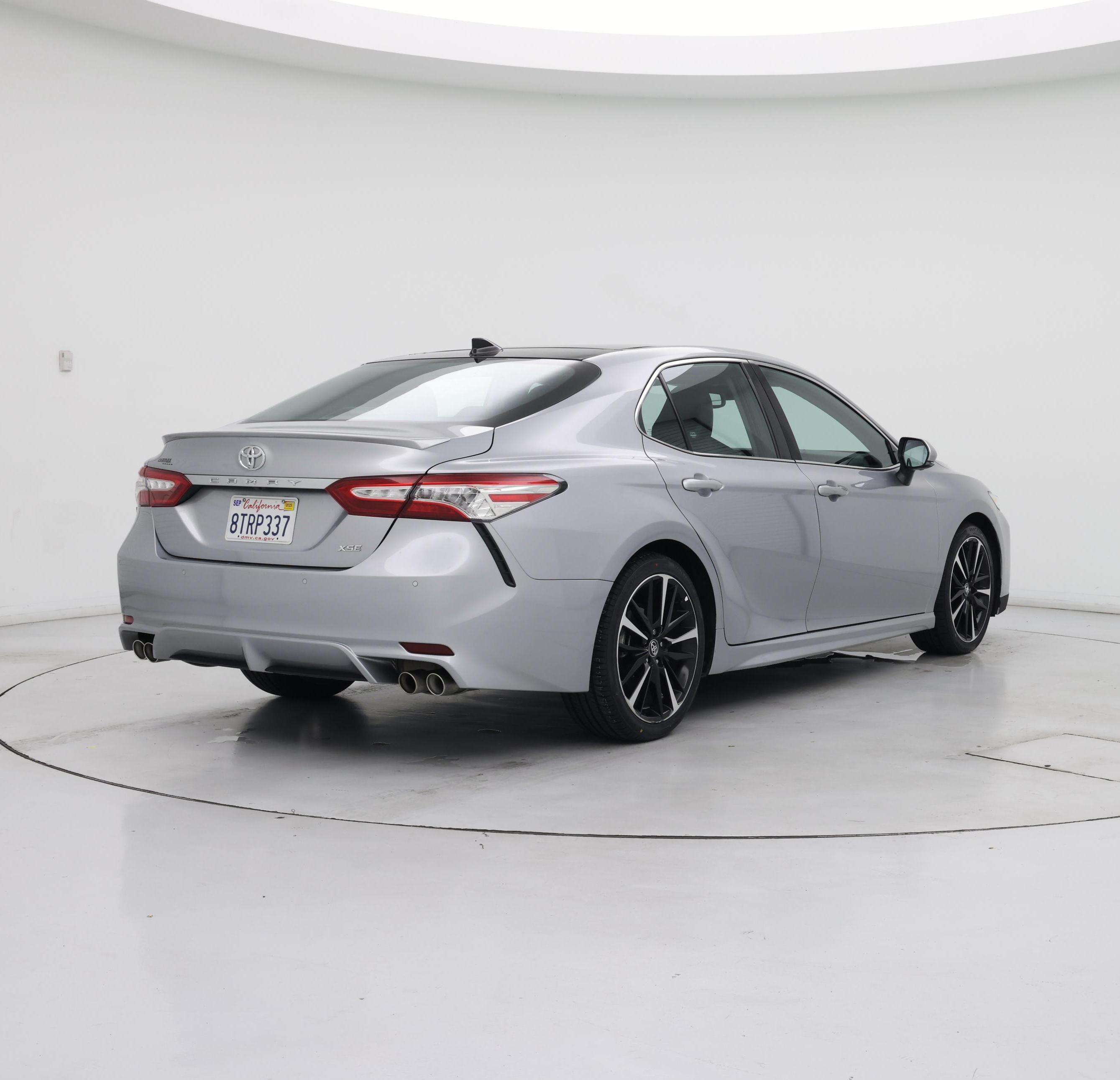 Thumbnail: 2020 Toyota Camry - 8