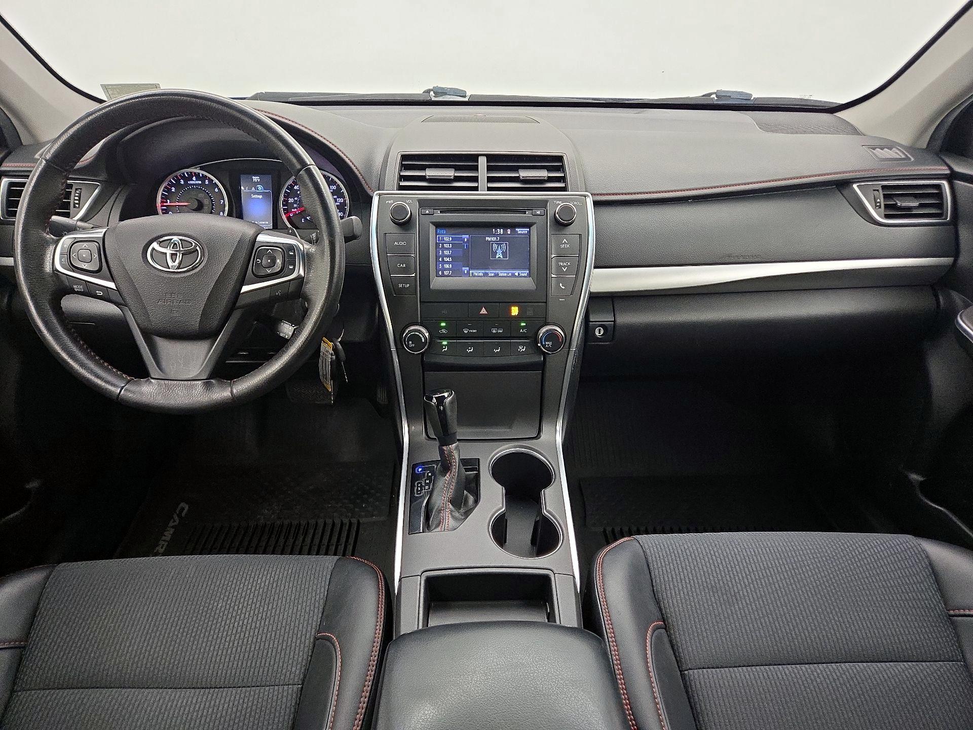Thumbnail: 2017 Toyota Camry - 9
