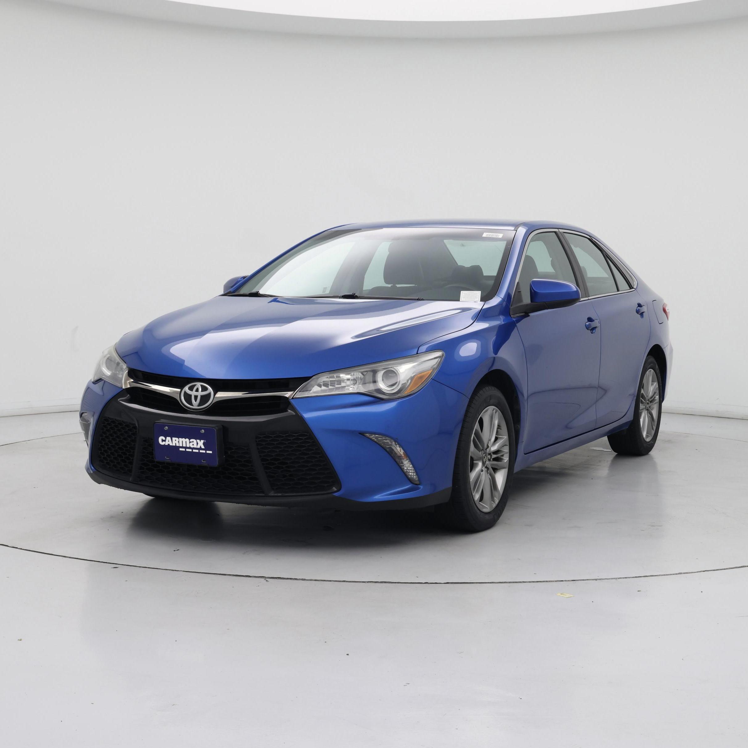 Thumbnail: 2017 Toyota Camry - 4