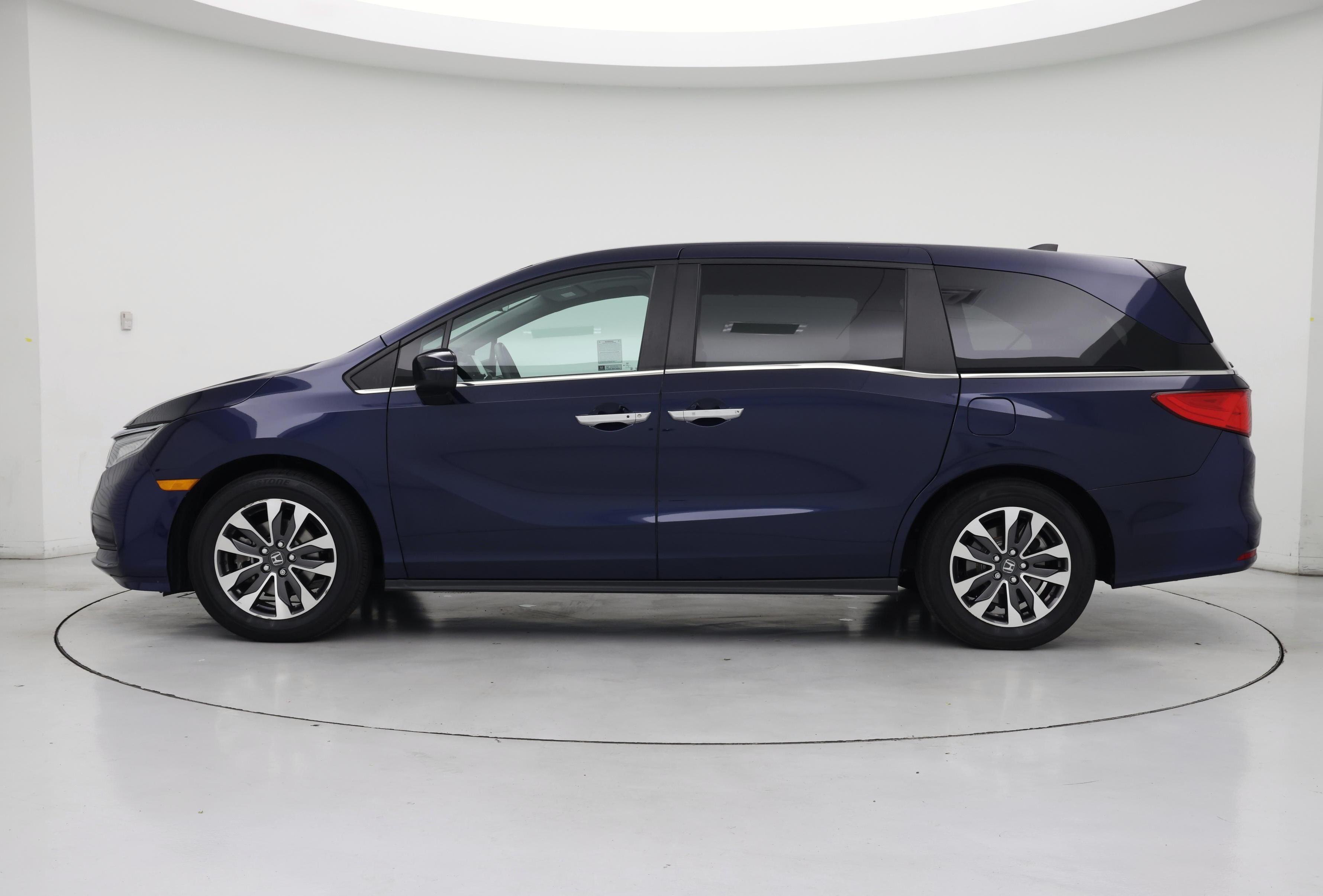 Thumbnail: 2022 Honda Odyssey - 3