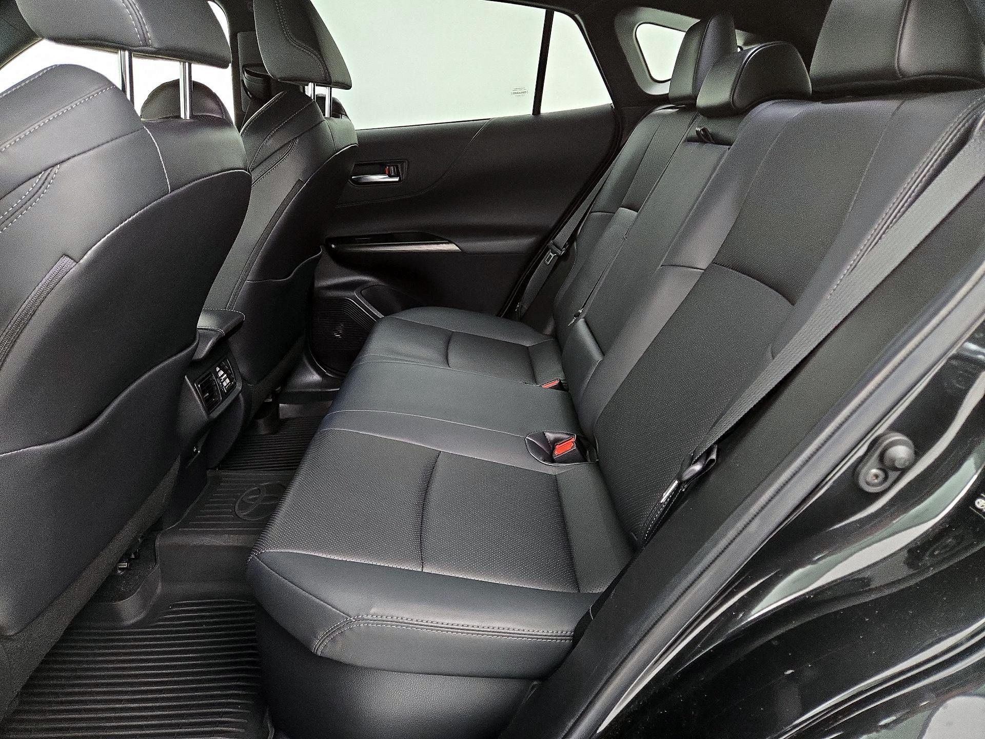 Thumbnail: 2021 Toyota Venza - 20