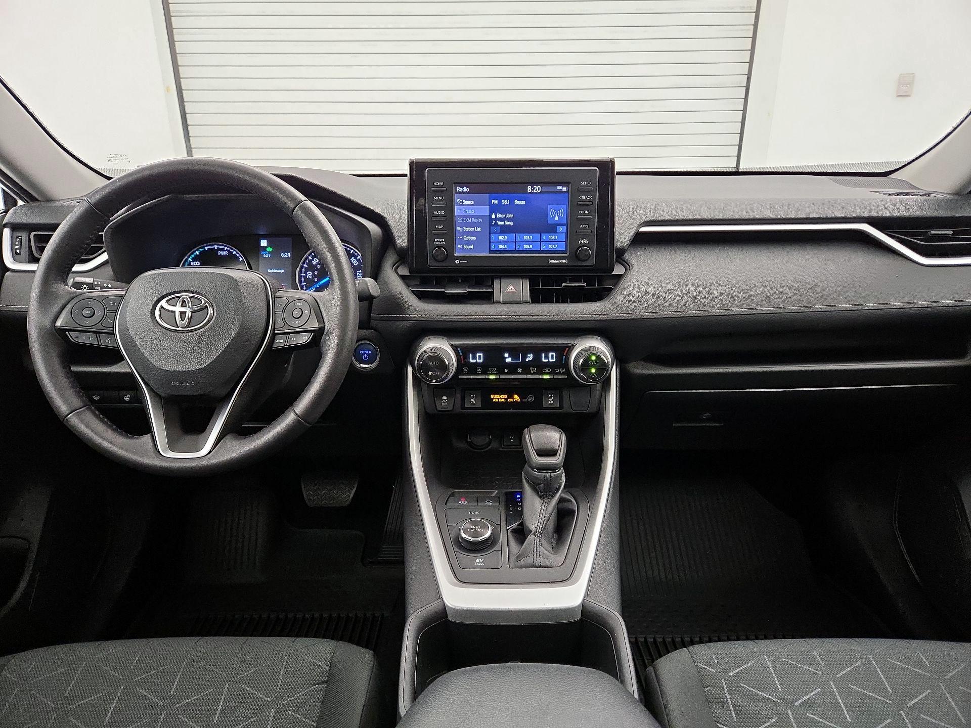 Thumbnail: 2022 Toyota RAV4 - 8