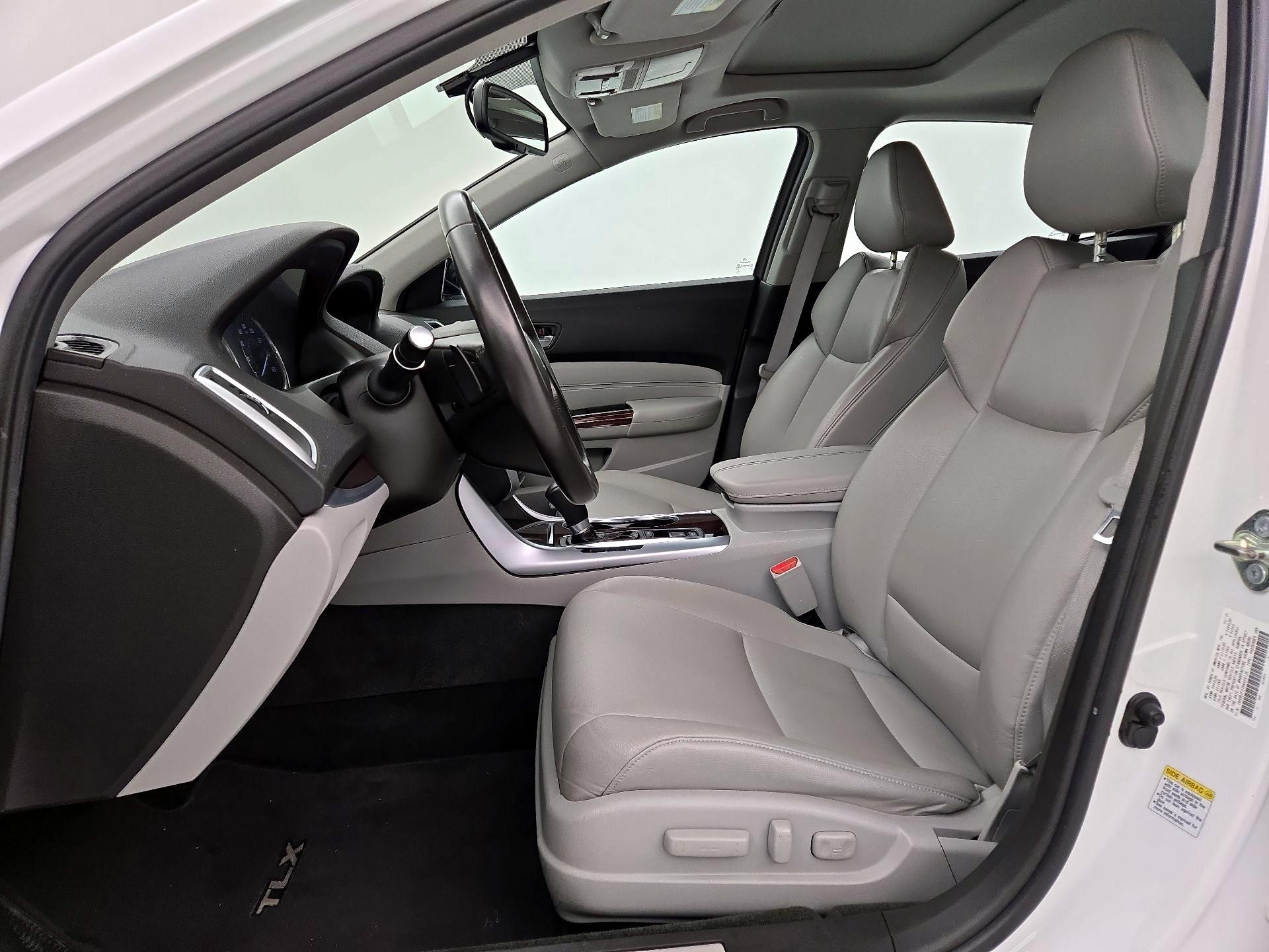 Thumbnail: 2016 Acura TLX - 11