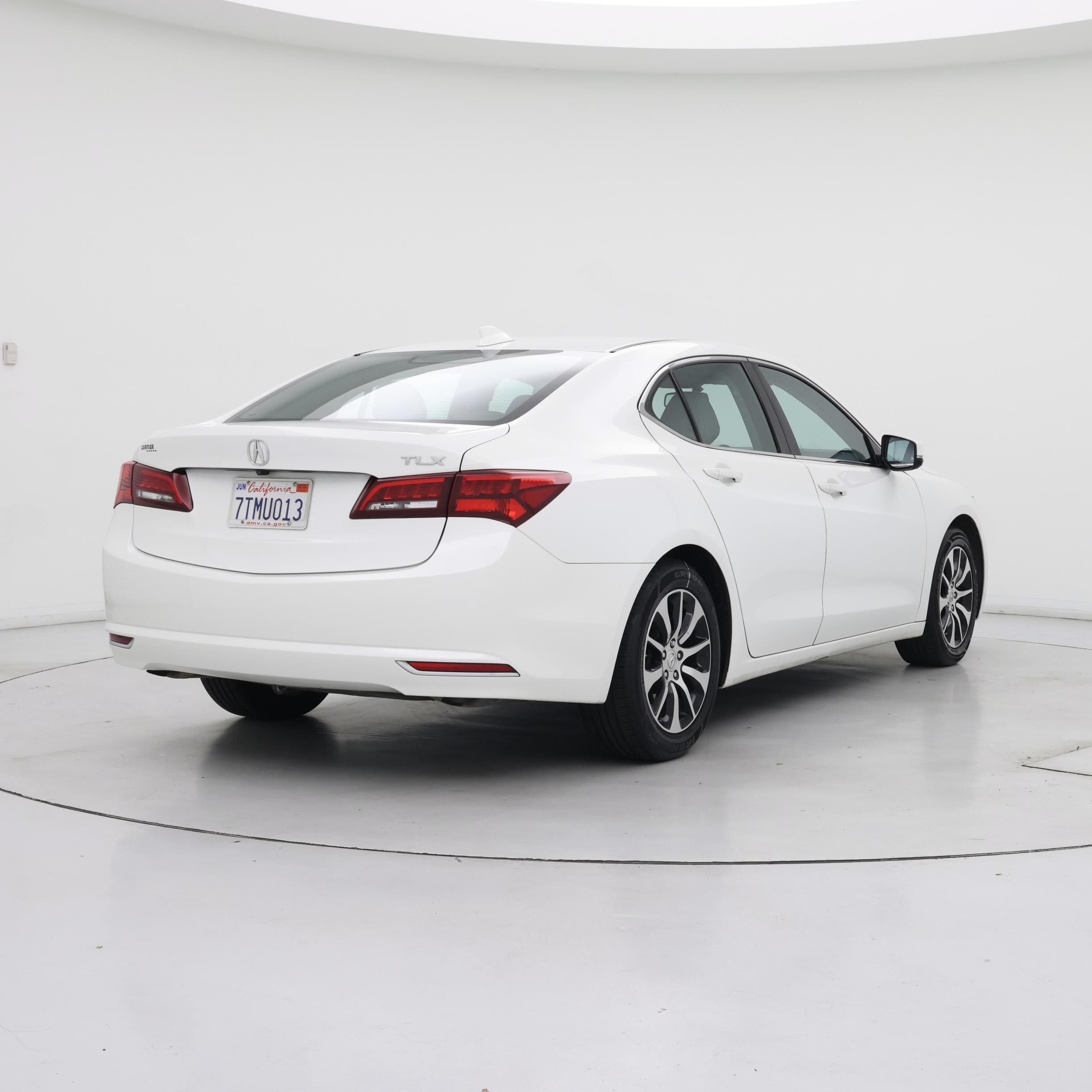 Thumbnail: 2016 Acura TLX - 8