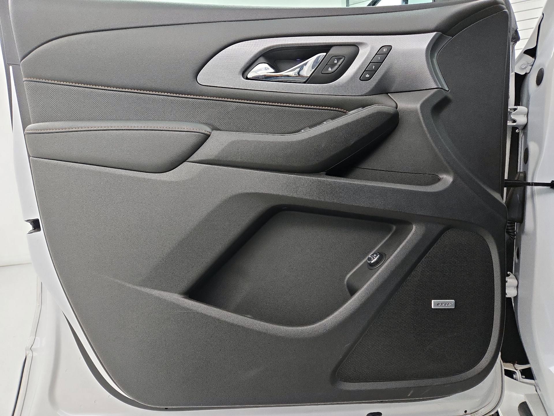 Thumbnail: 2018 Chevrolet Traverse - 10