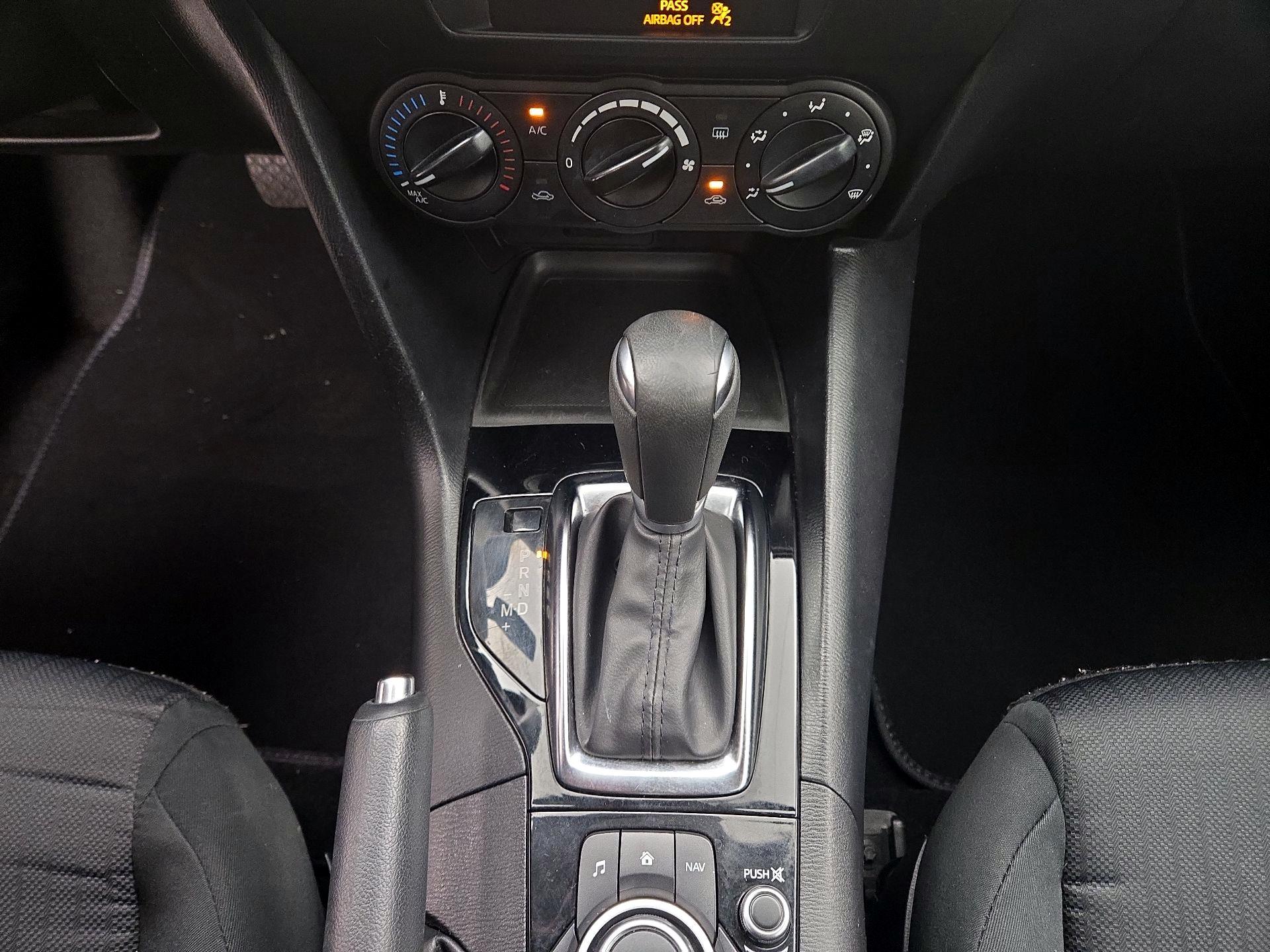 Thumbnail: 2016 Mazda Mazda3 - 18