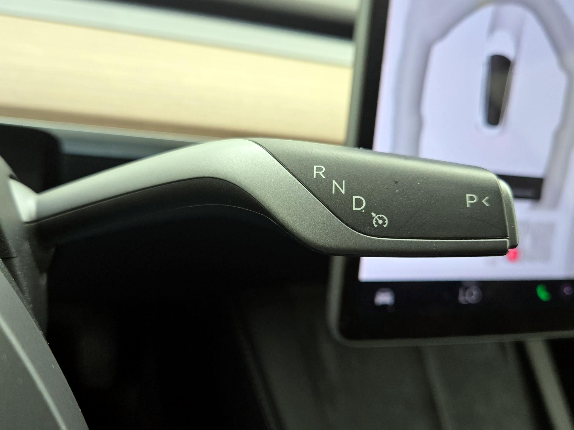 Thumbnail: 2023 Tesla Model 3 - 17