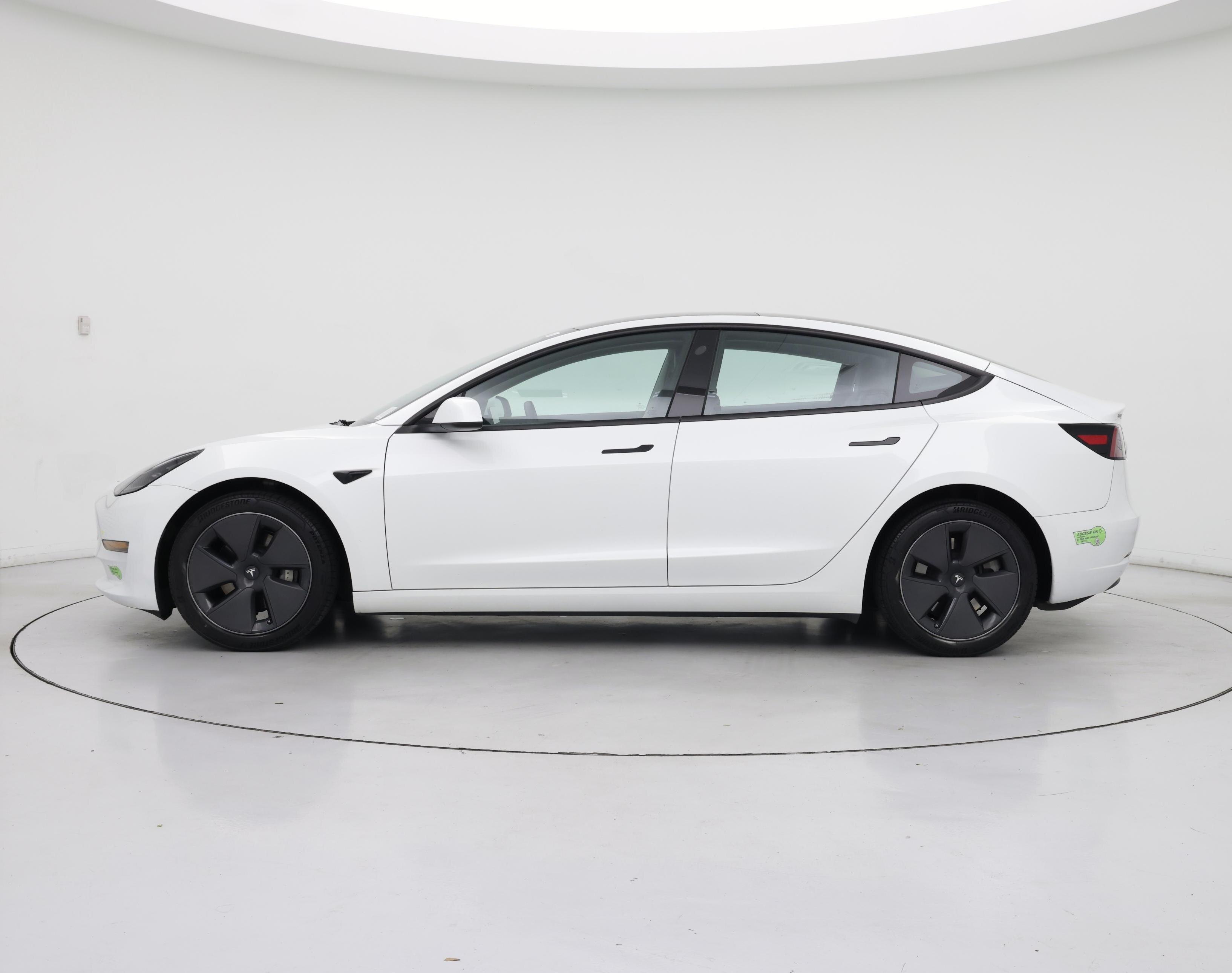 Thumbnail: 2023 Tesla Model 3 - 3