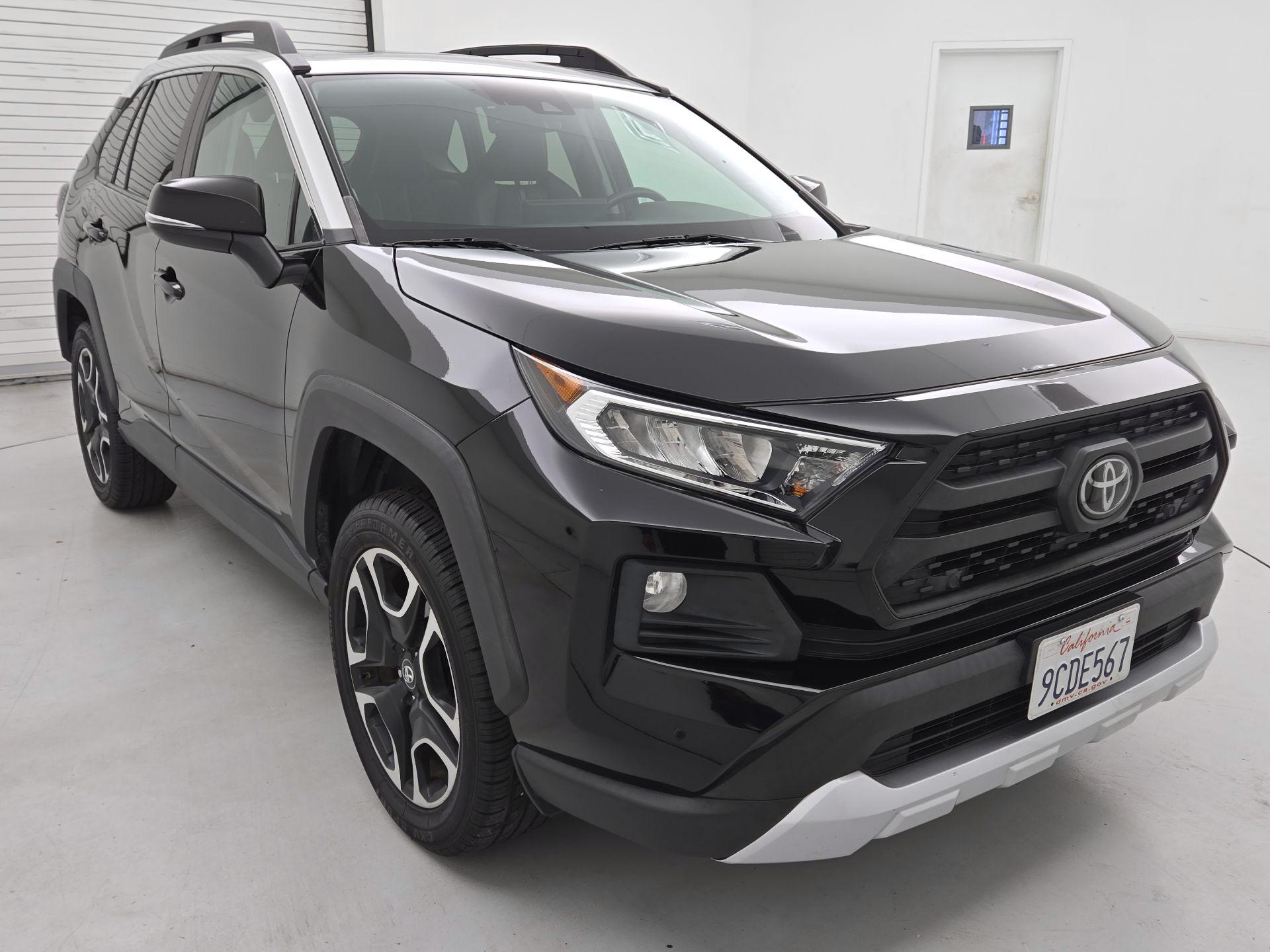 Thumbnail: 2019 Toyota RAV4 - 1