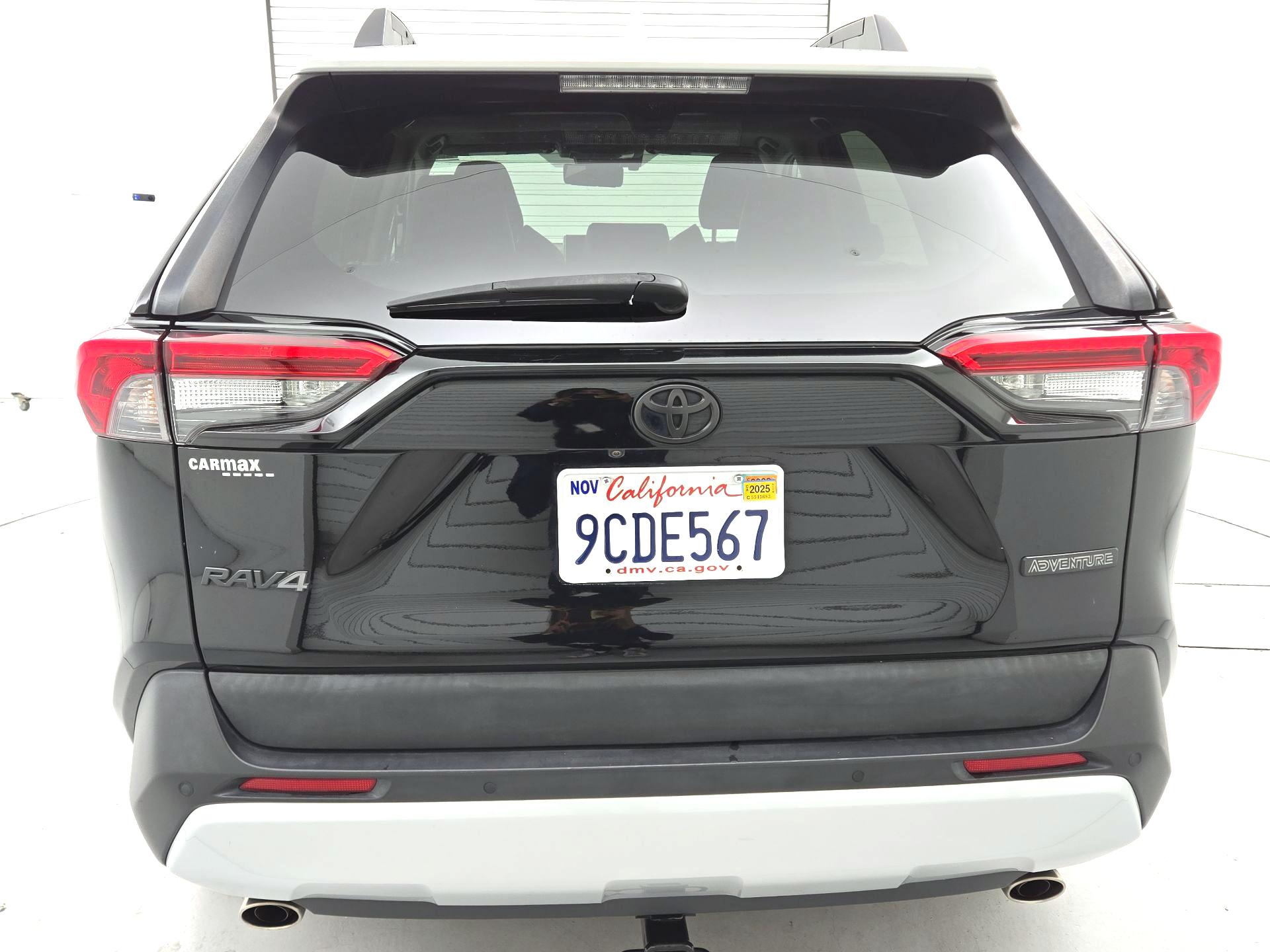 Thumbnail: 2019 Toyota RAV4 - 6
