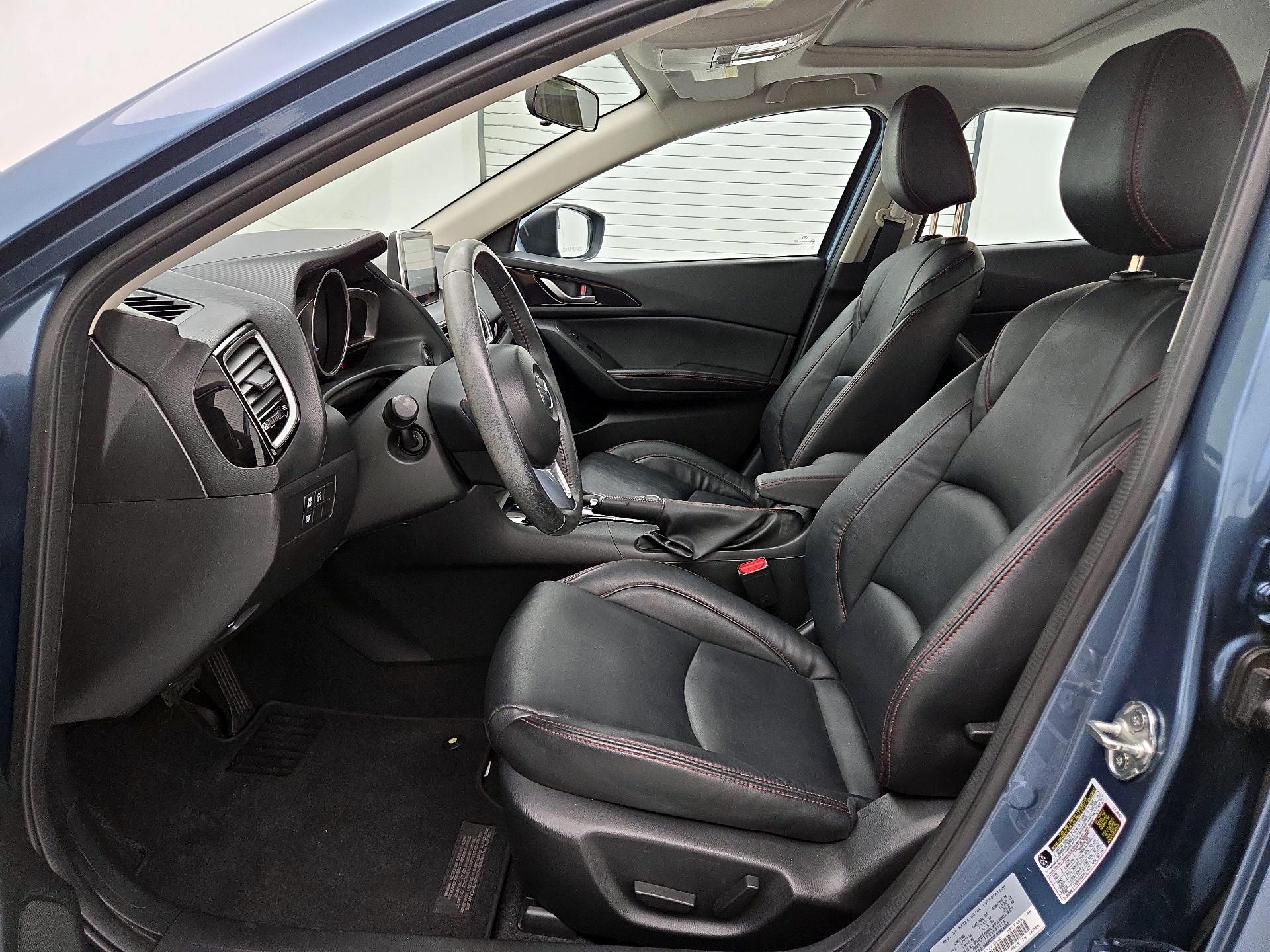 Thumbnail: 2015 Mazda Mazda3 - 11