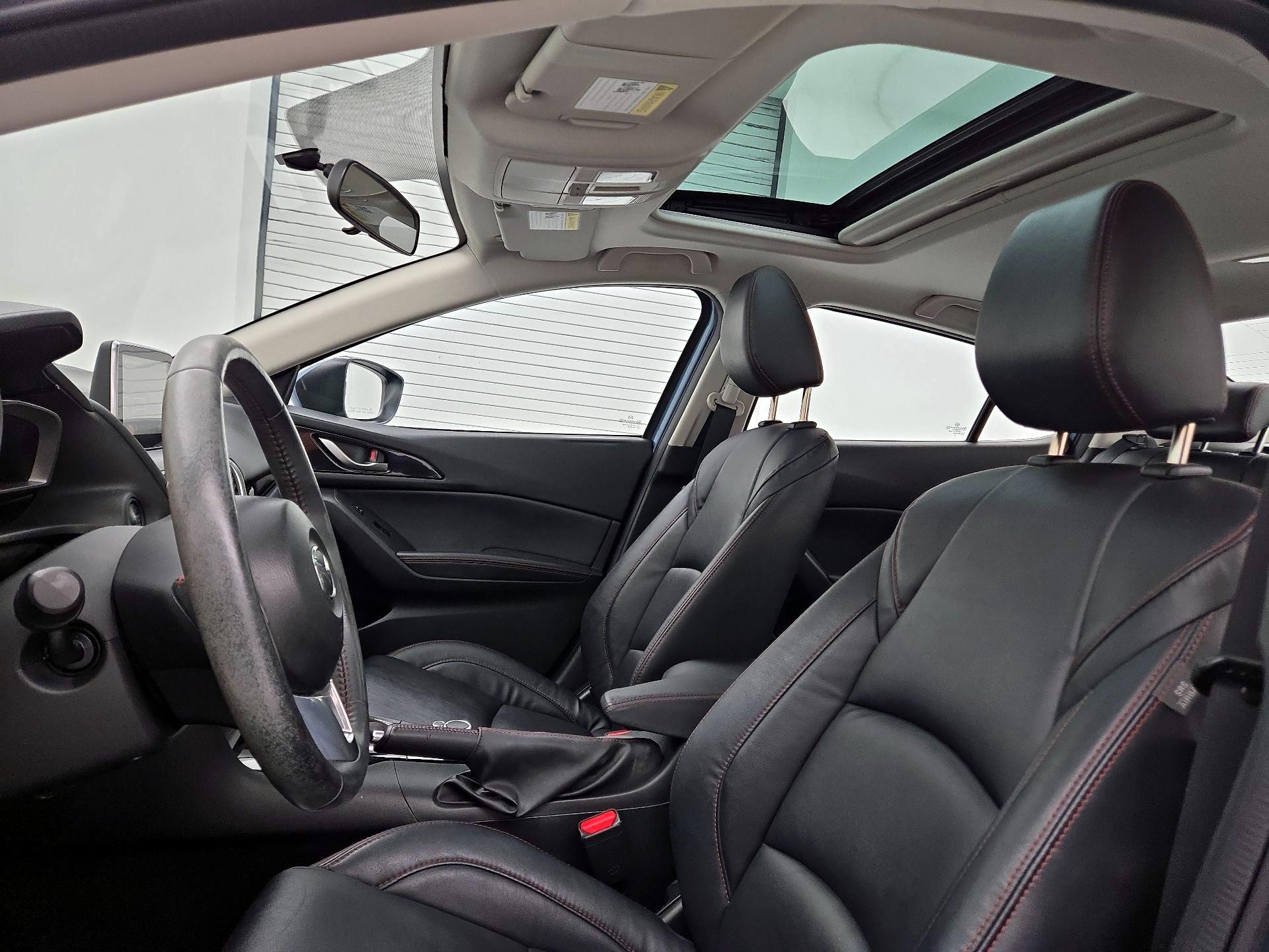 Thumbnail: 2015 Mazda Mazda3 - 20