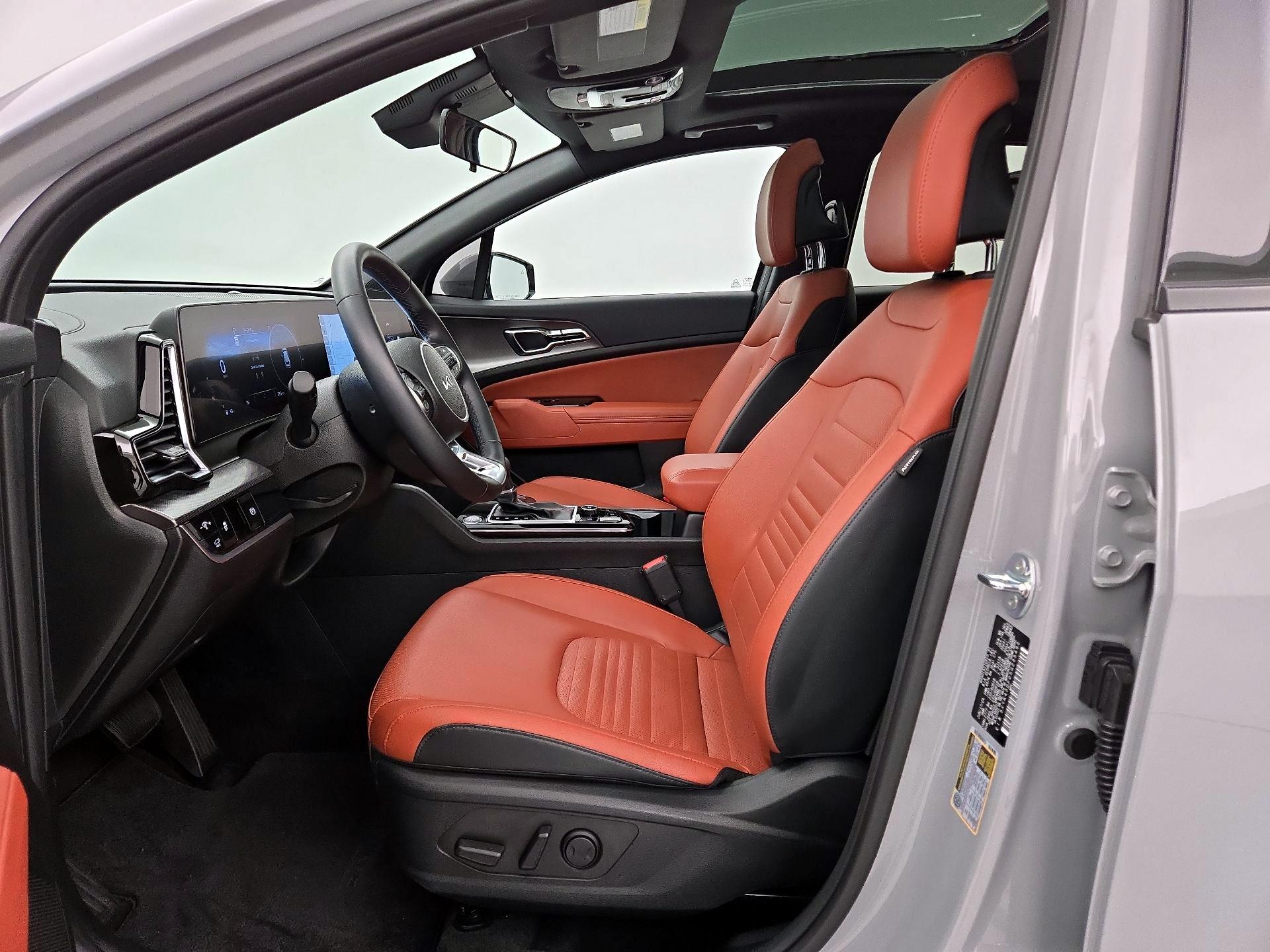 Thumbnail: 2025 Kia Sportage - 9