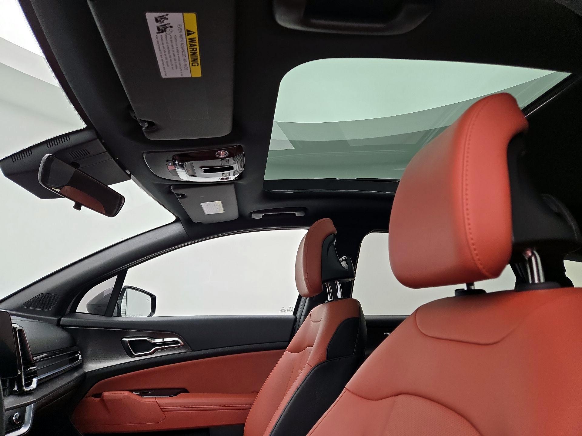 Thumbnail: 2025 Kia Sportage - 18