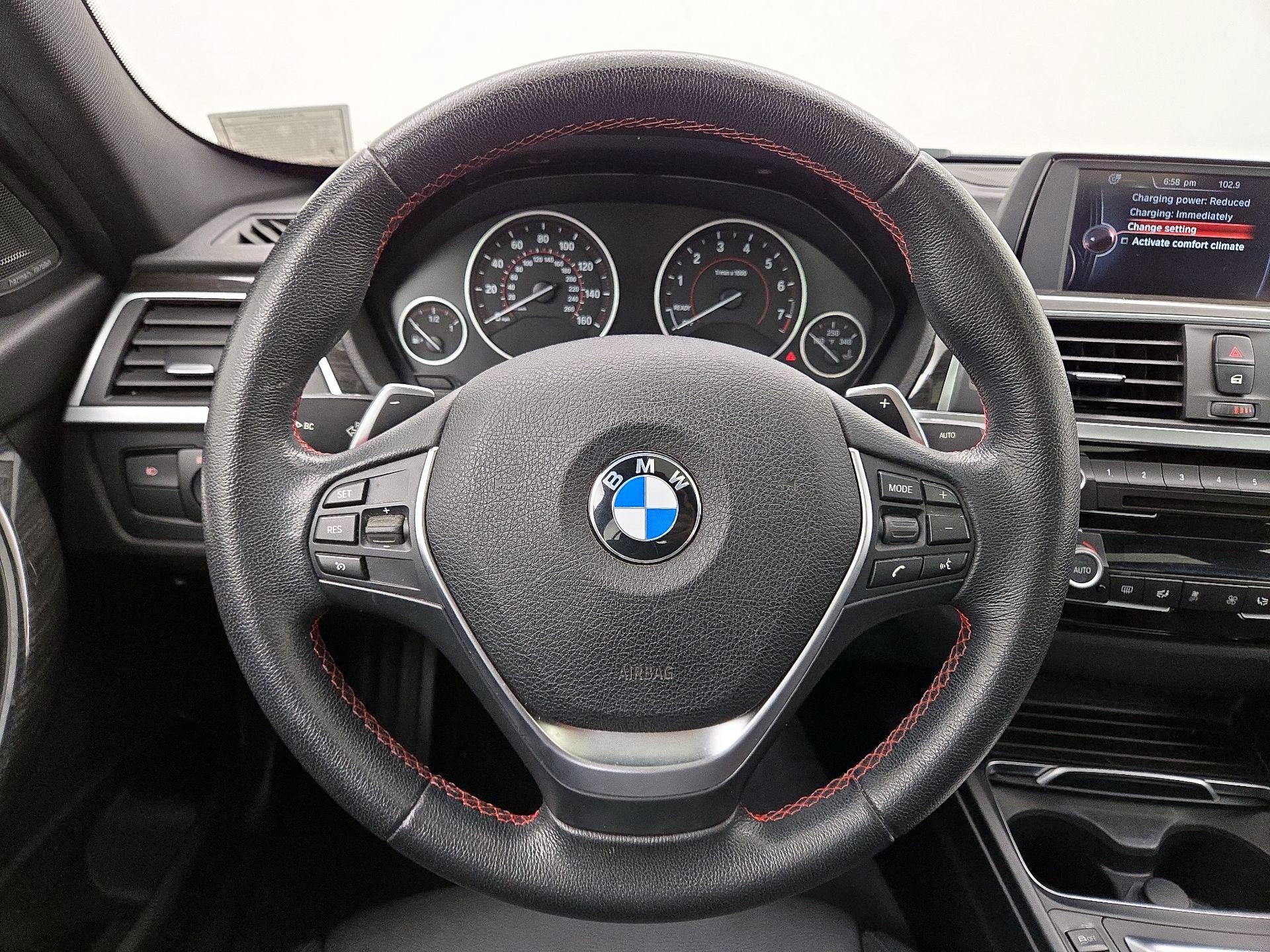 Thumbnail: 2017 BMW 3 Series - 10