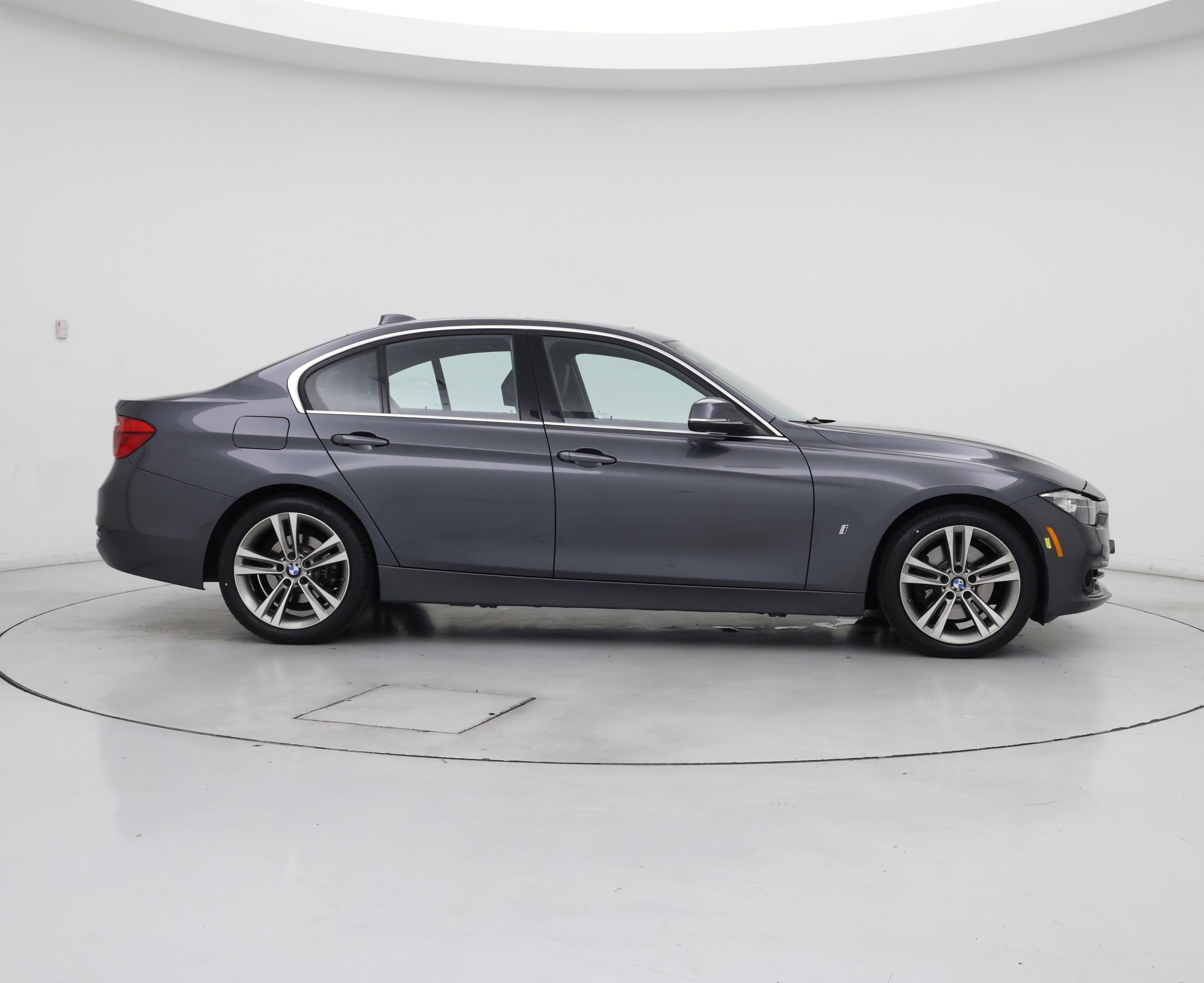 Thumbnail: 2017 BMW 3 Series - 7